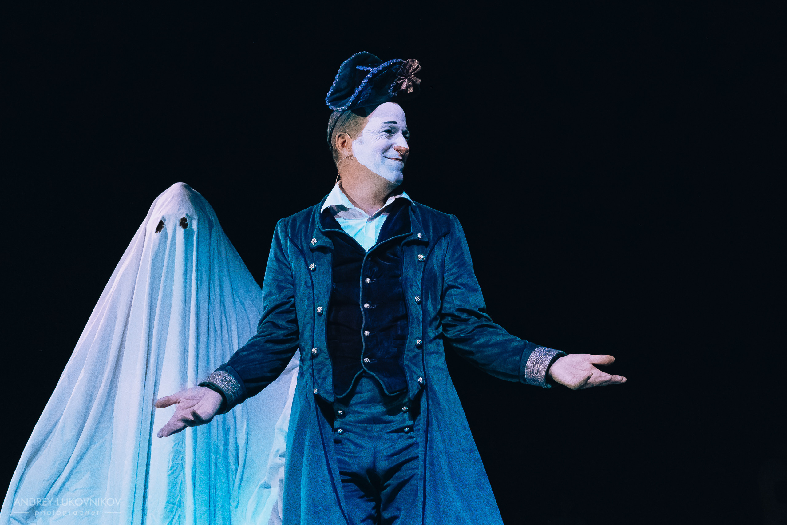 Репортаж с выступления цирка El Circo Encantado в Торревьехе — Фотограф в Аликанте и Торревьехе