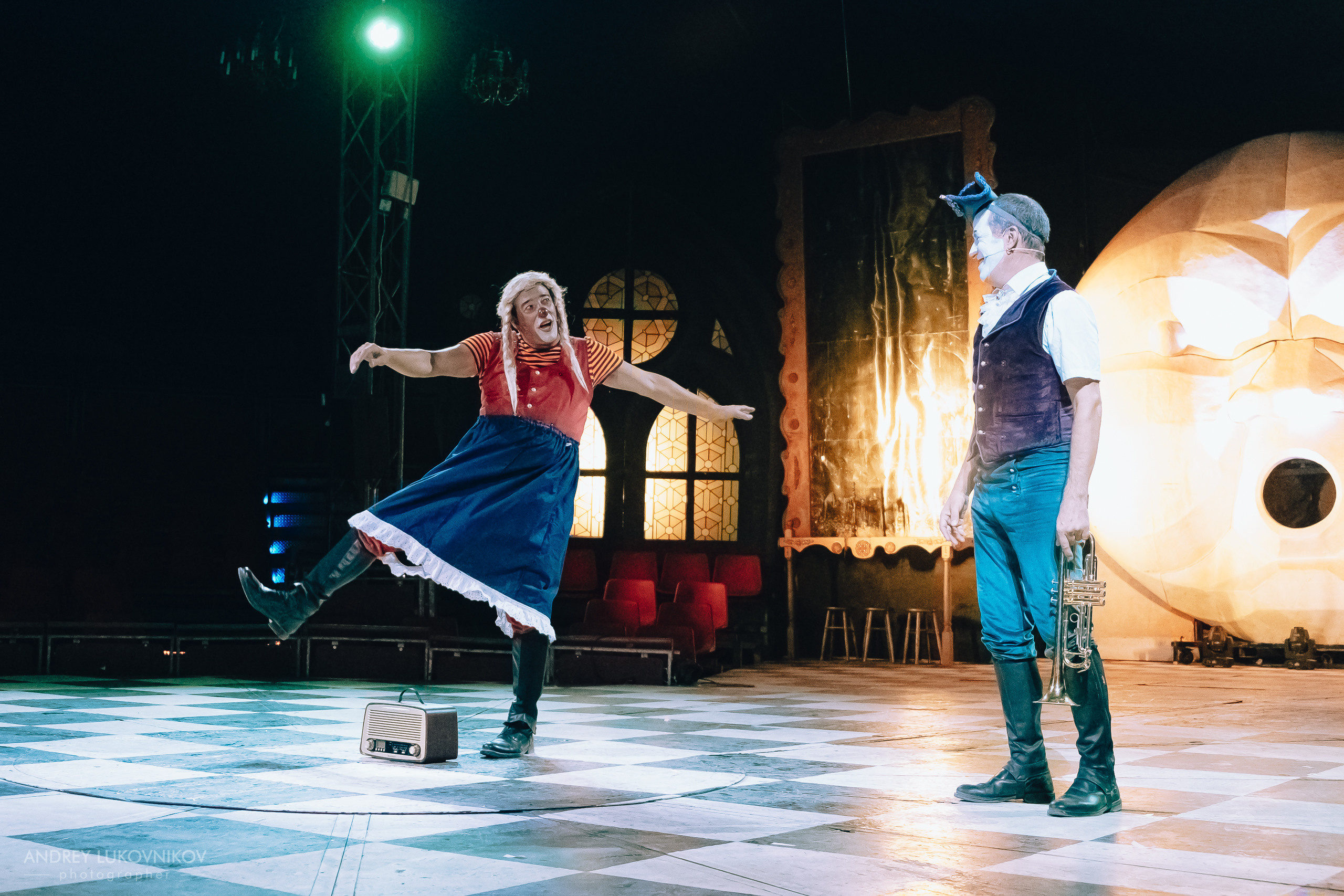 Репортаж с выступления цирка El Circo Encantado в Торревьехе — Фотограф в Аликанте и Торревьехе