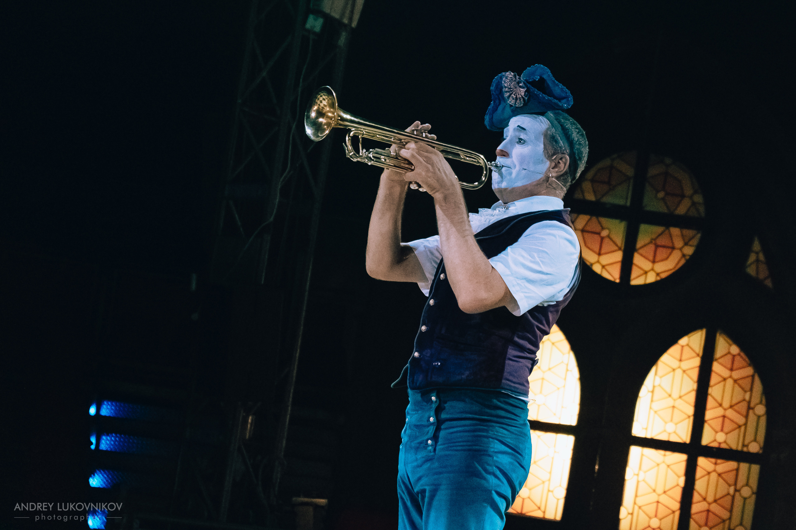 Репортаж с выступления цирка El Circo Encantado в Торревьехе — Фотограф в Аликанте и Торревьехе