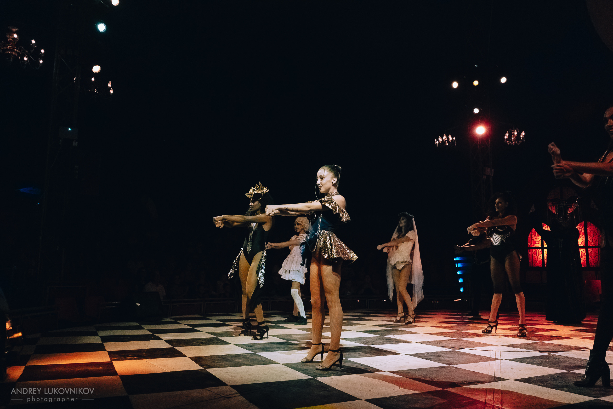 Репортаж с выступления цирка El Circo Encantado в Торревьехе — Фотограф в Аликанте и Торревьехе