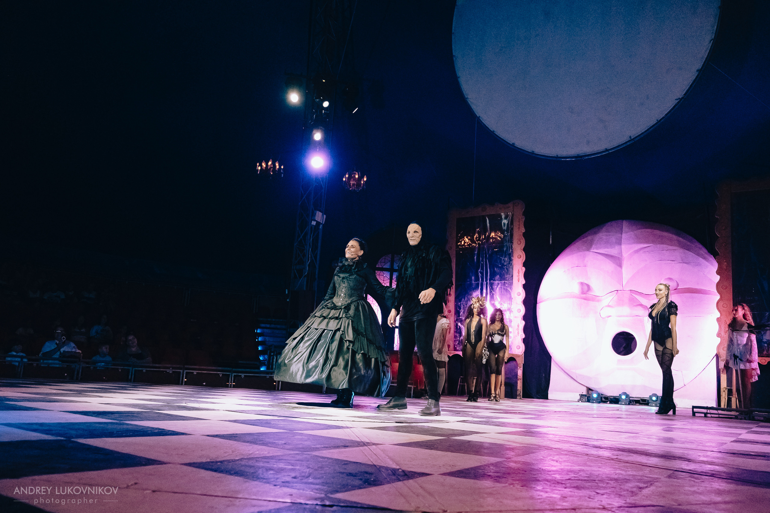 Репортаж с выступления цирка El Circo Encantado в Торревьехе — Фотограф в Аликанте и Торревьехе