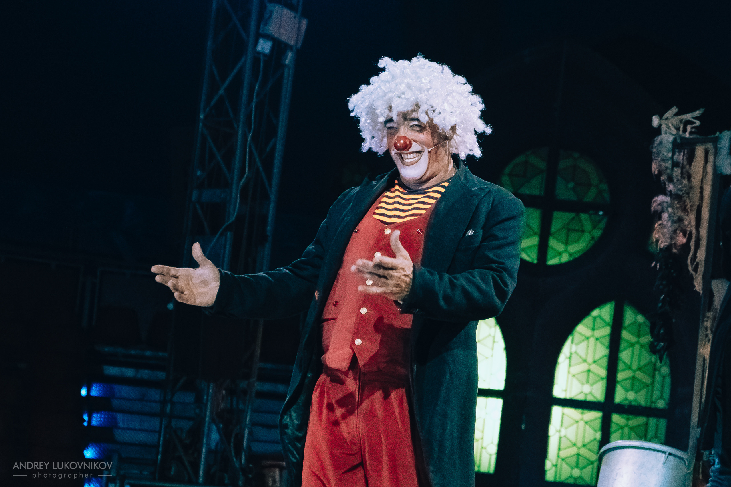 Репортаж с выступления цирка El Circo Encantado в Торревьехе — Фотограф в Аликанте и Торревьехе