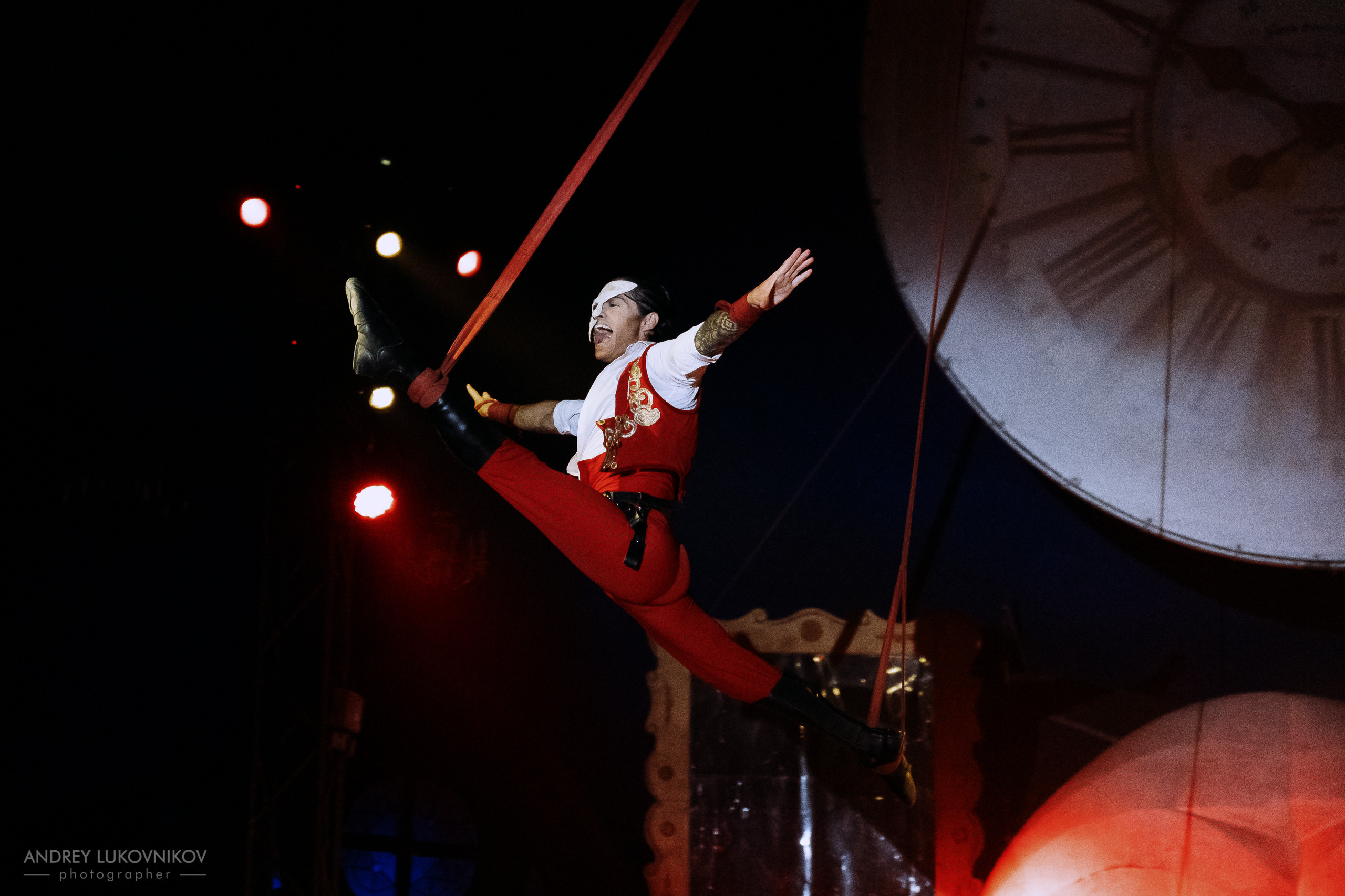 Репортаж с выступления цирка El Circo Encantado в Торревьехе — Фотограф в Аликанте и Торревьехе