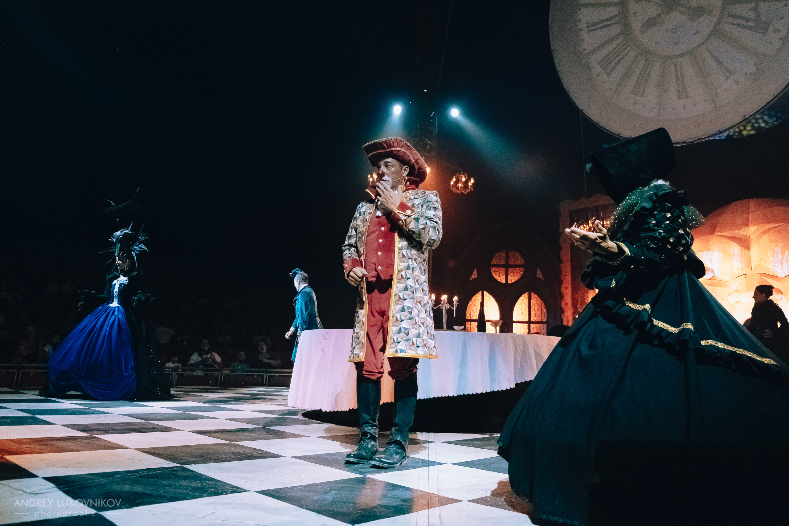 Репортаж с выступления цирка El Circo Encantado в Торревьехе — Фотограф в Аликанте и Торревьехе