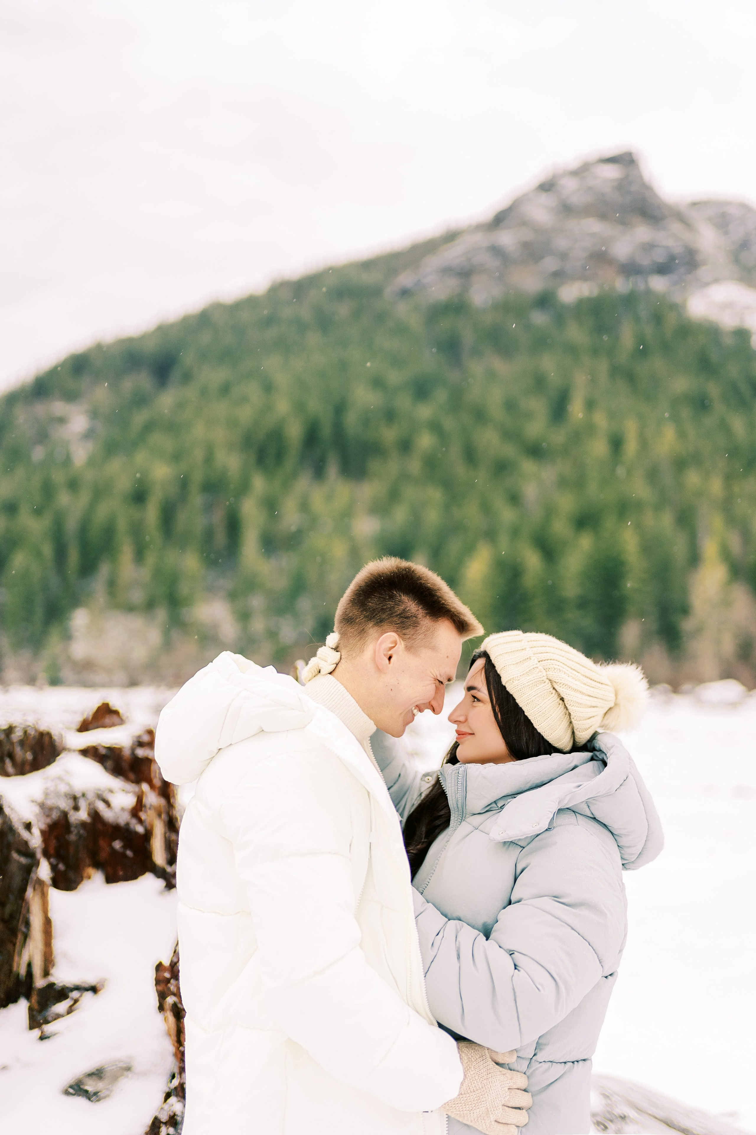 Irina & Bogdan / January 2024. Rattlesnake Lake, WA. EVAN ARISTOV WEDDING PHOTOGRAPHY — Seattle Wedding Photographer