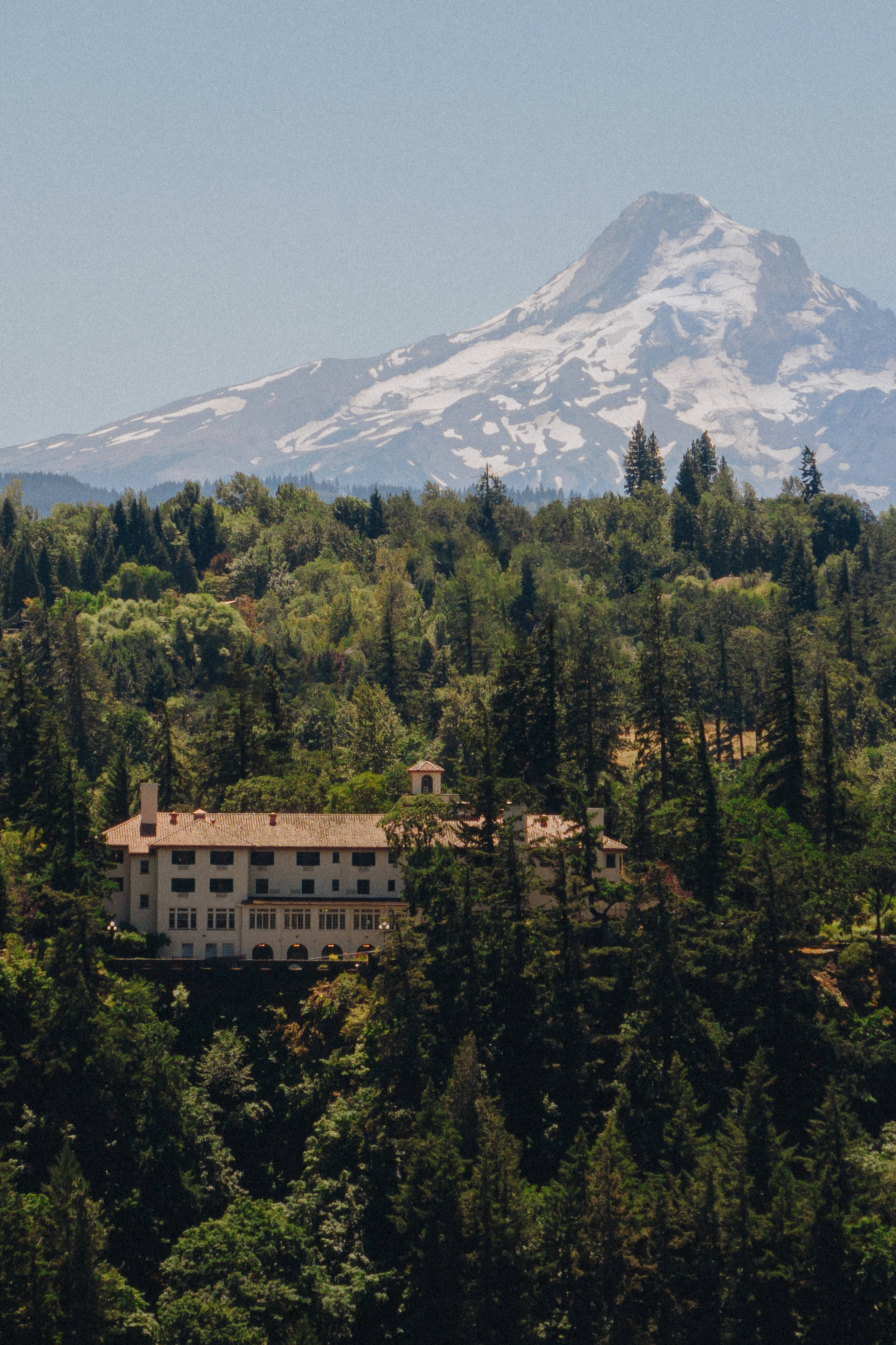 Brook & Richard's Wedding in Portland Oregon| Captured by Georgy Shishkin, Professional Wedding Photographer Seattle, Bend & Oregon Coast. Capturing Love in the Heart of the Pacific Northwes