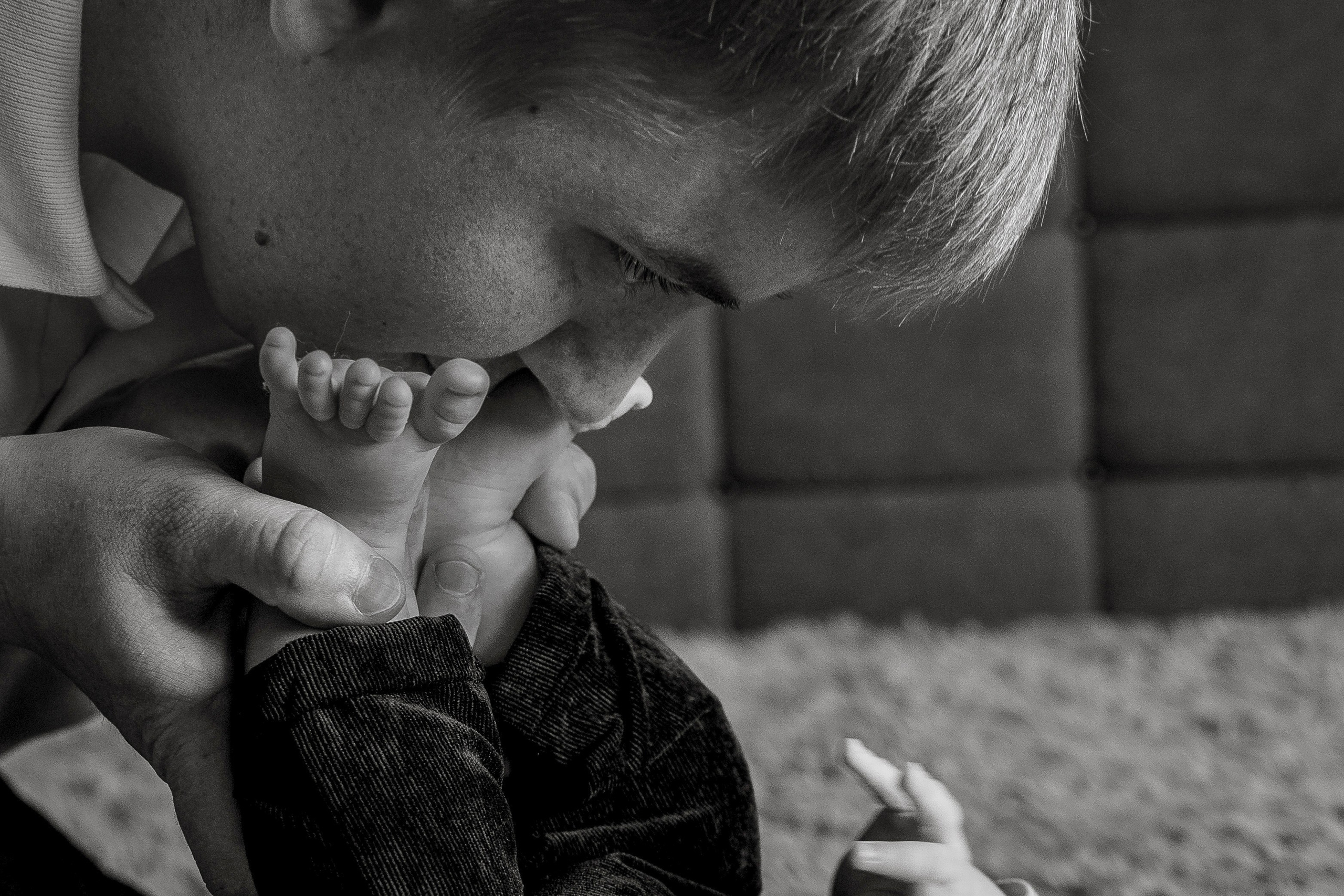 Mother & Newborn Photography – Intimate & Emotional. Alisa Tant — Family and newborn photographer Bucks County, Montgomery county, Philadelphia, NJ