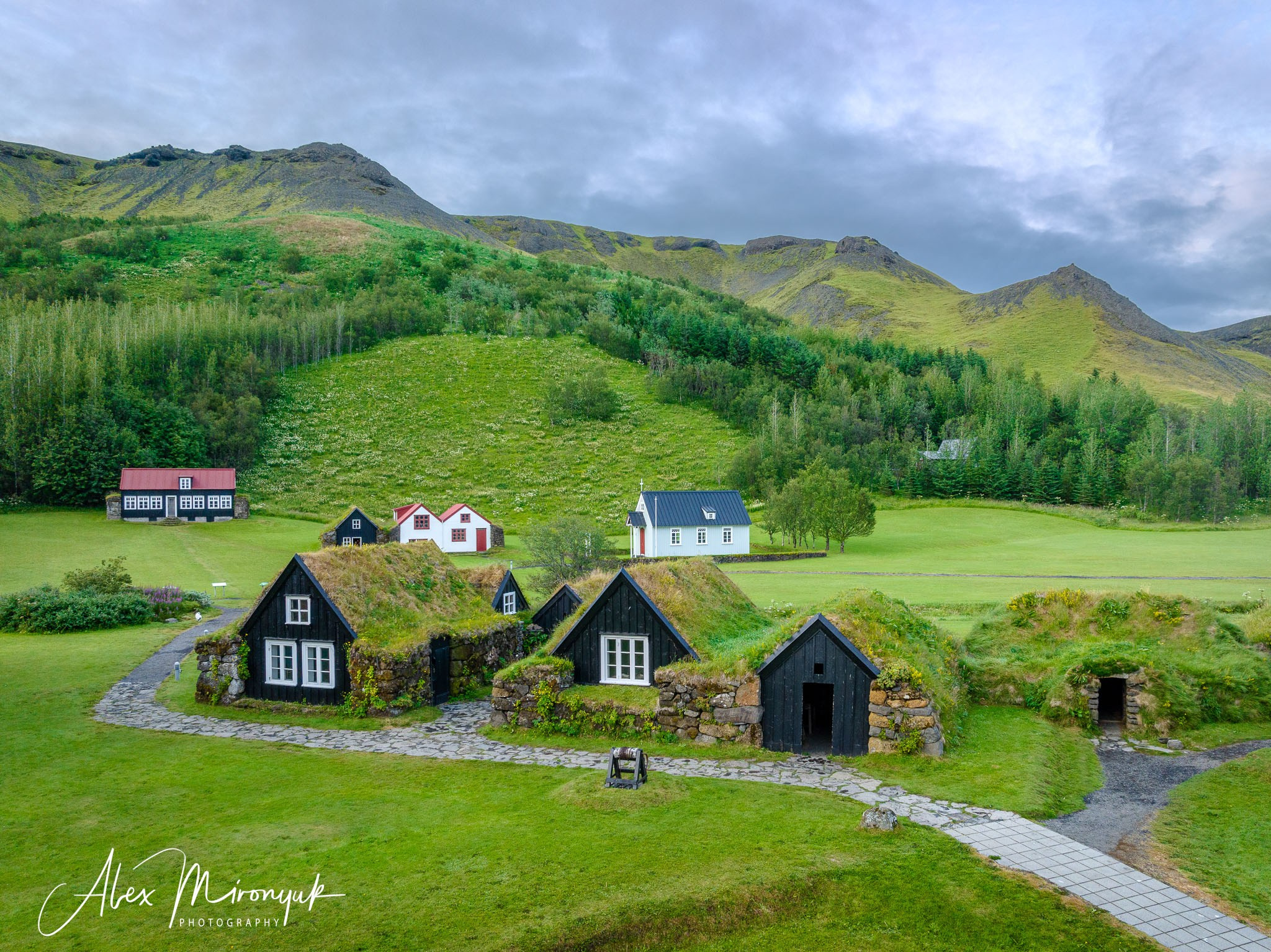 Unforgettable Iceland. Pet, Senior, Landscape, portrait studio, photographer in Miami and Sou