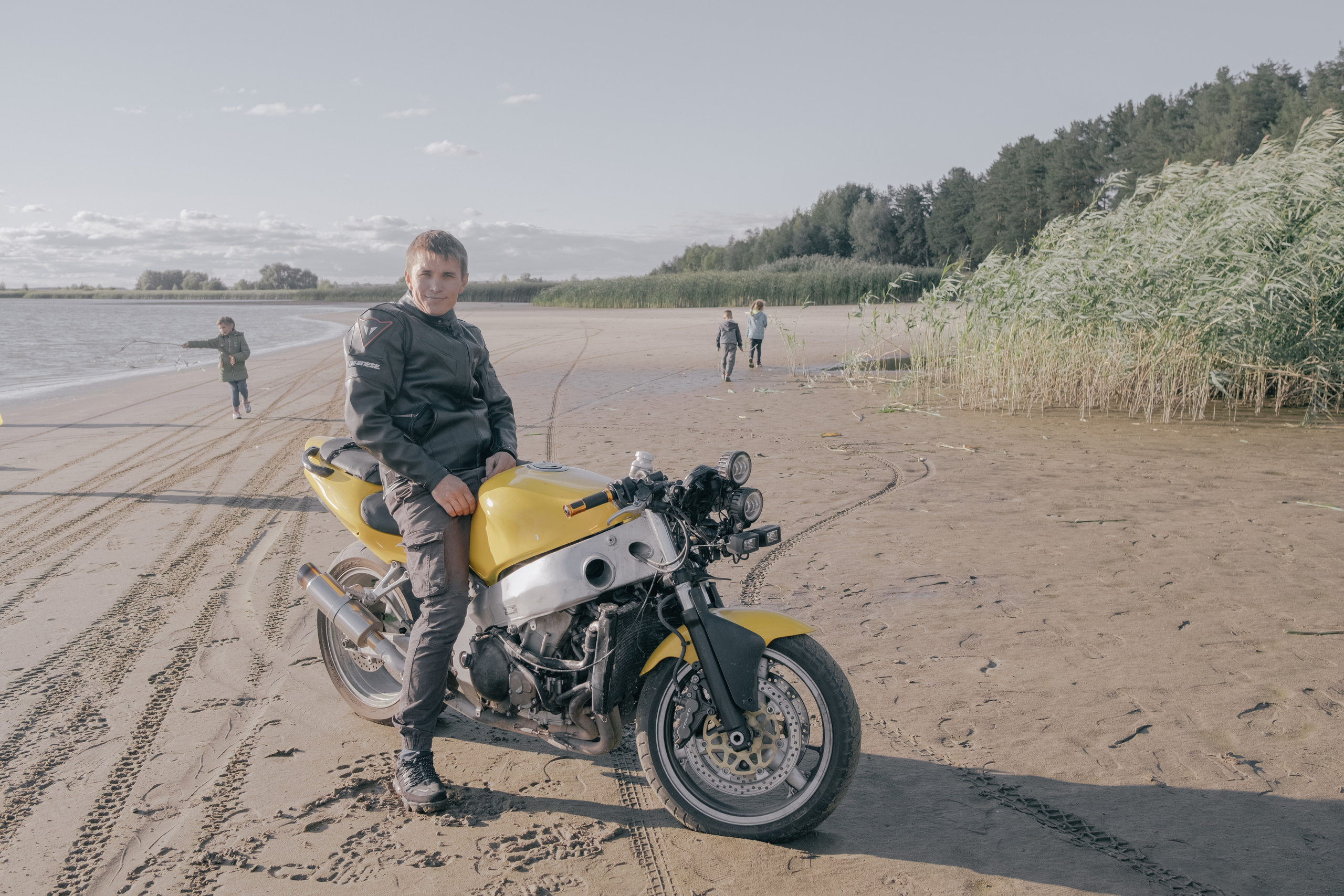 Bikers` camp. Photographer Anastasiya Dubrovina