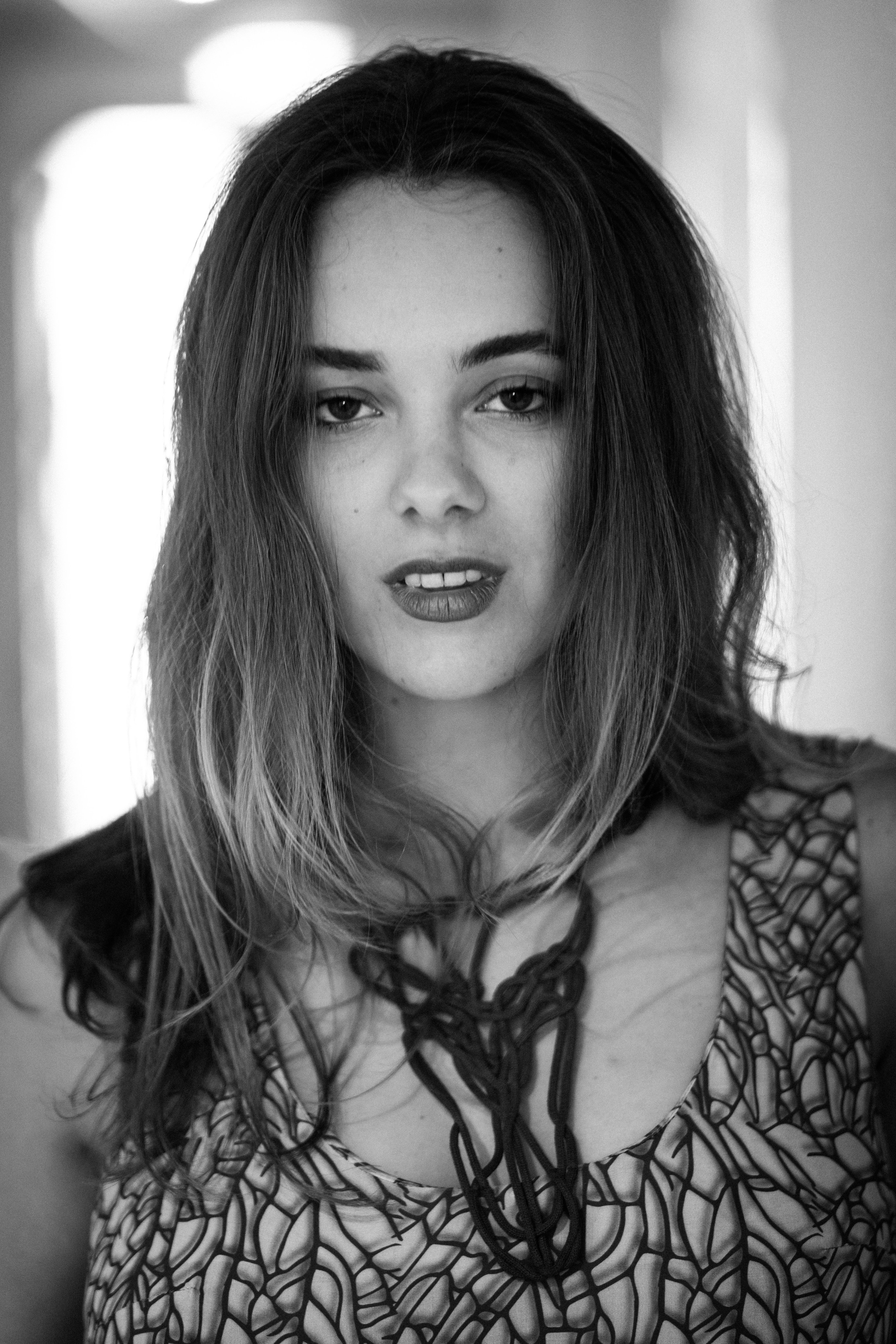 LOLA & OBLIQUE. Portrait photographer in Germany and all over Europe Mischa Blank