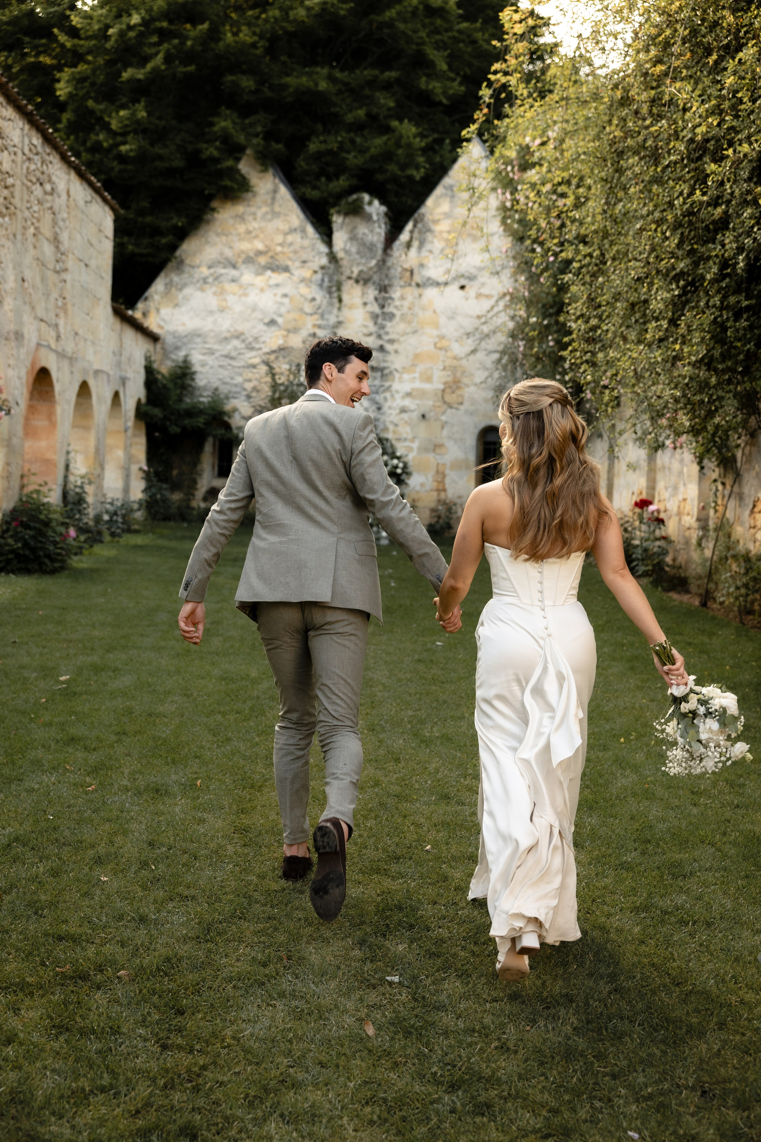Eugénie Smirnova - Photographe de mariage de luxe. France