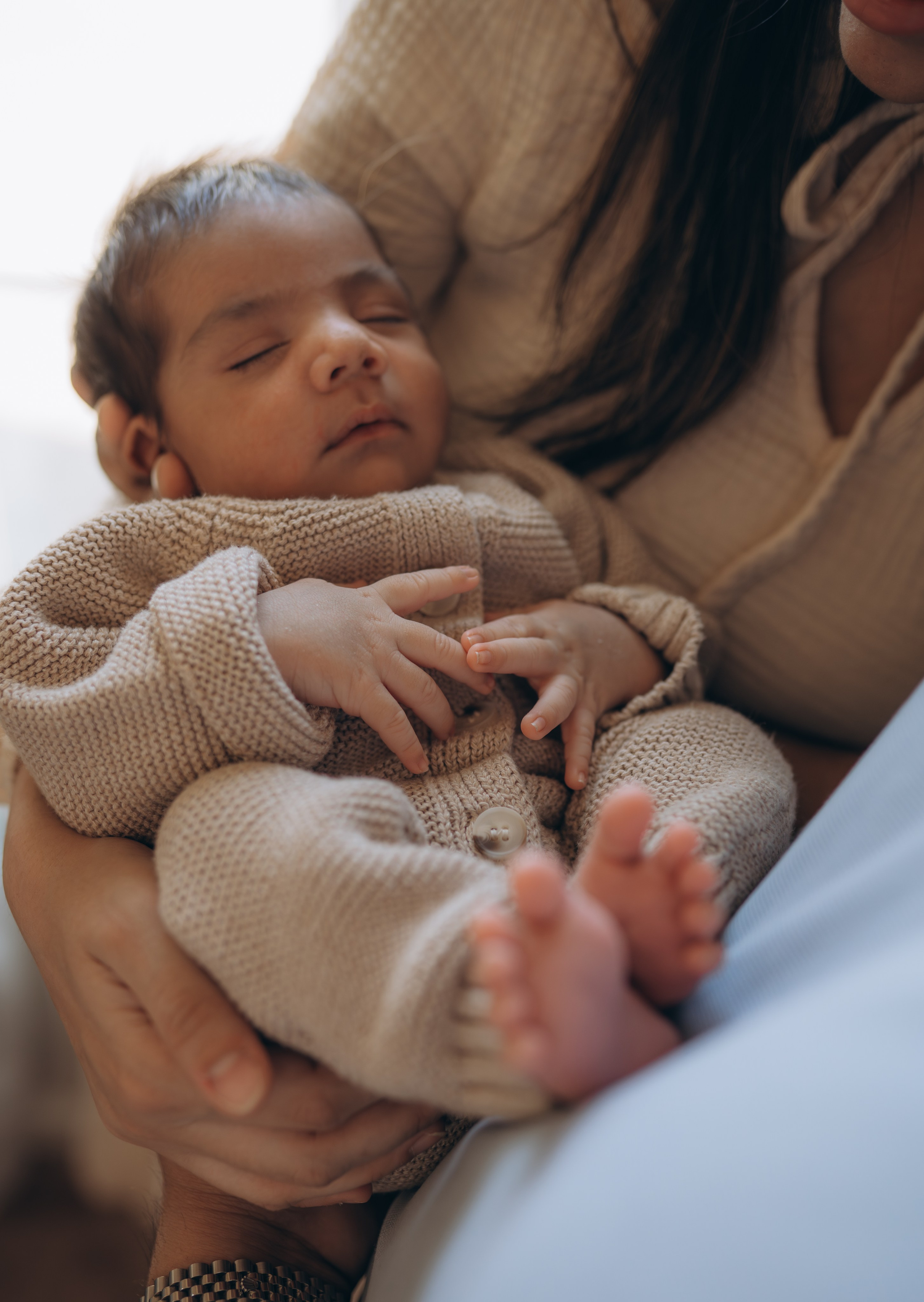 Newborn in home family stories. Lifestyle Family Photographer in Pennsylvania