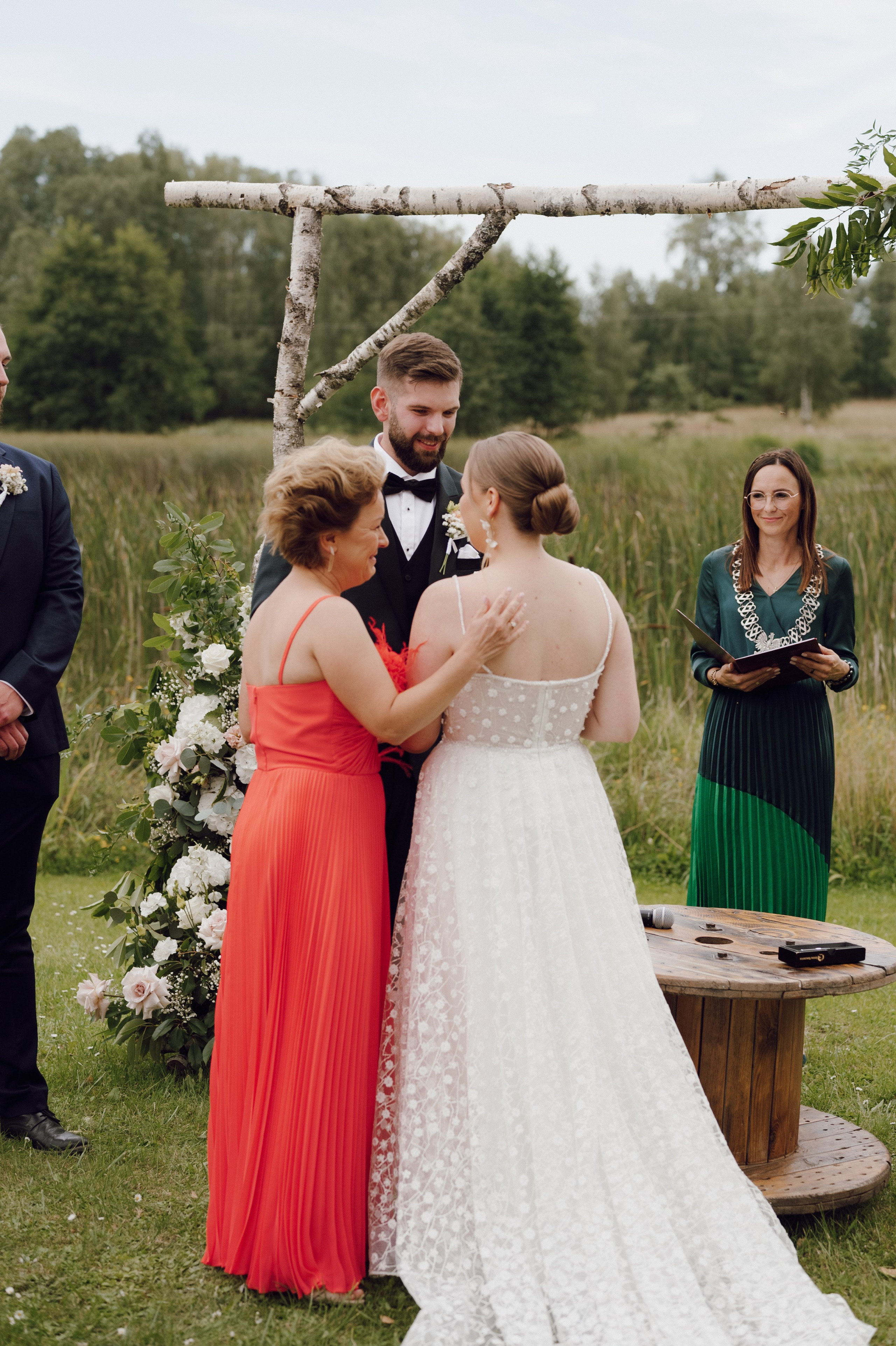 Kasia & Kuba | Wesele w stodole Owczarnia. Ślubny fotograf Poznań | Oliwia Makara