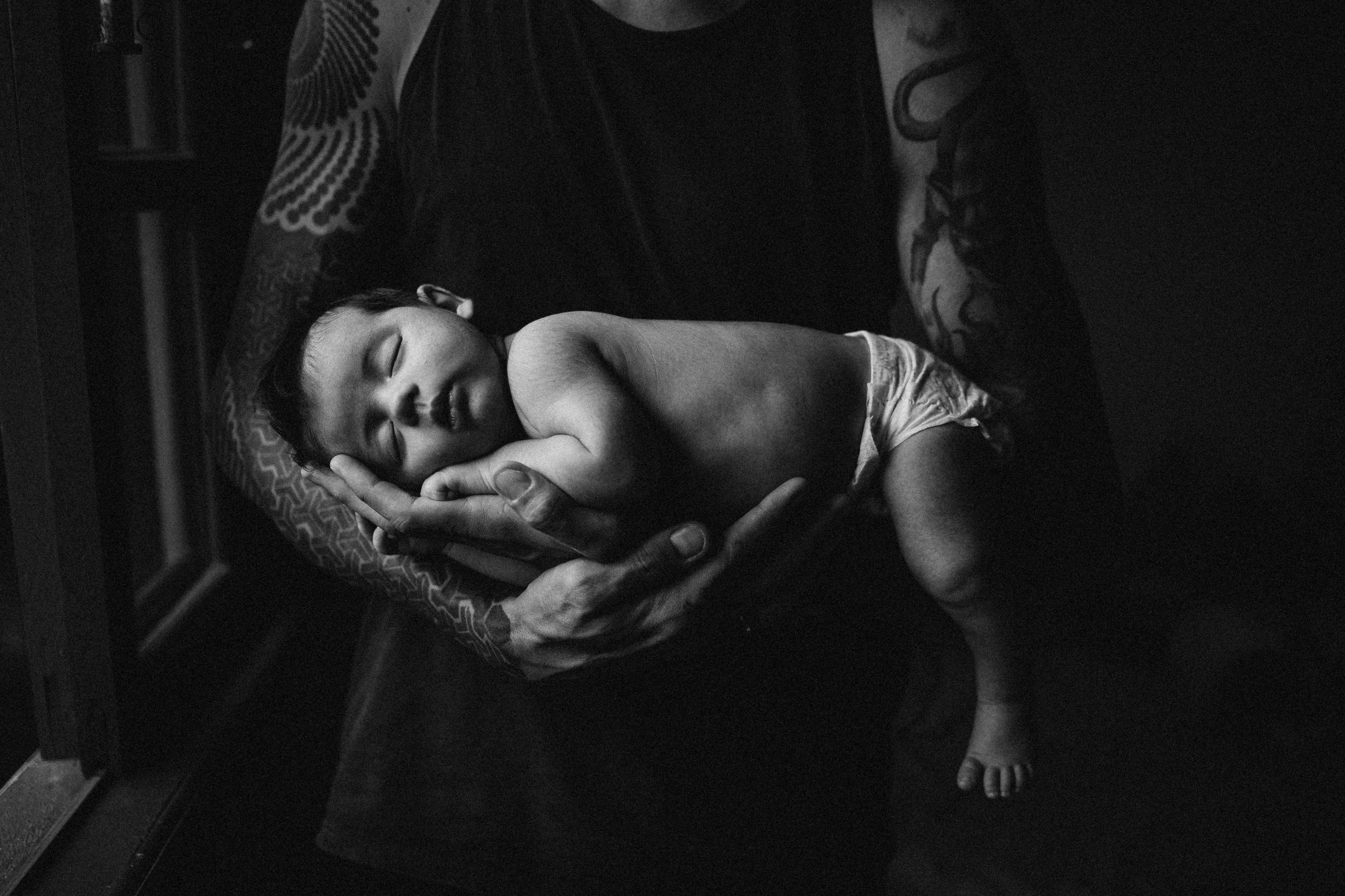 Luca’s 1 month. Fotografa documental de familia e nascimento em Florianópolis SC Daria Ermolaev