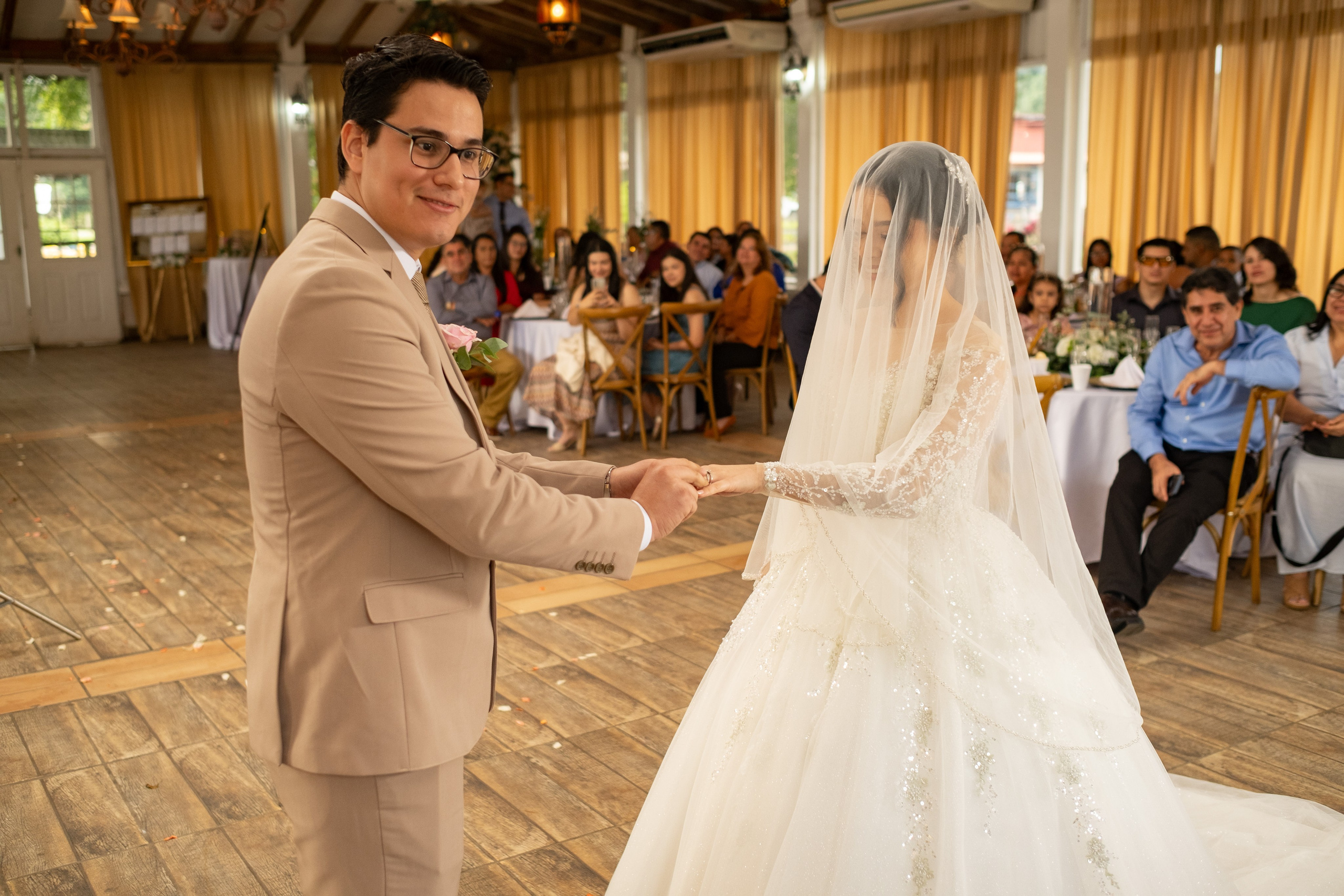 Abi & Gio. Daniel Brand | Fotografía de Bodas y Comercial en Honduras
