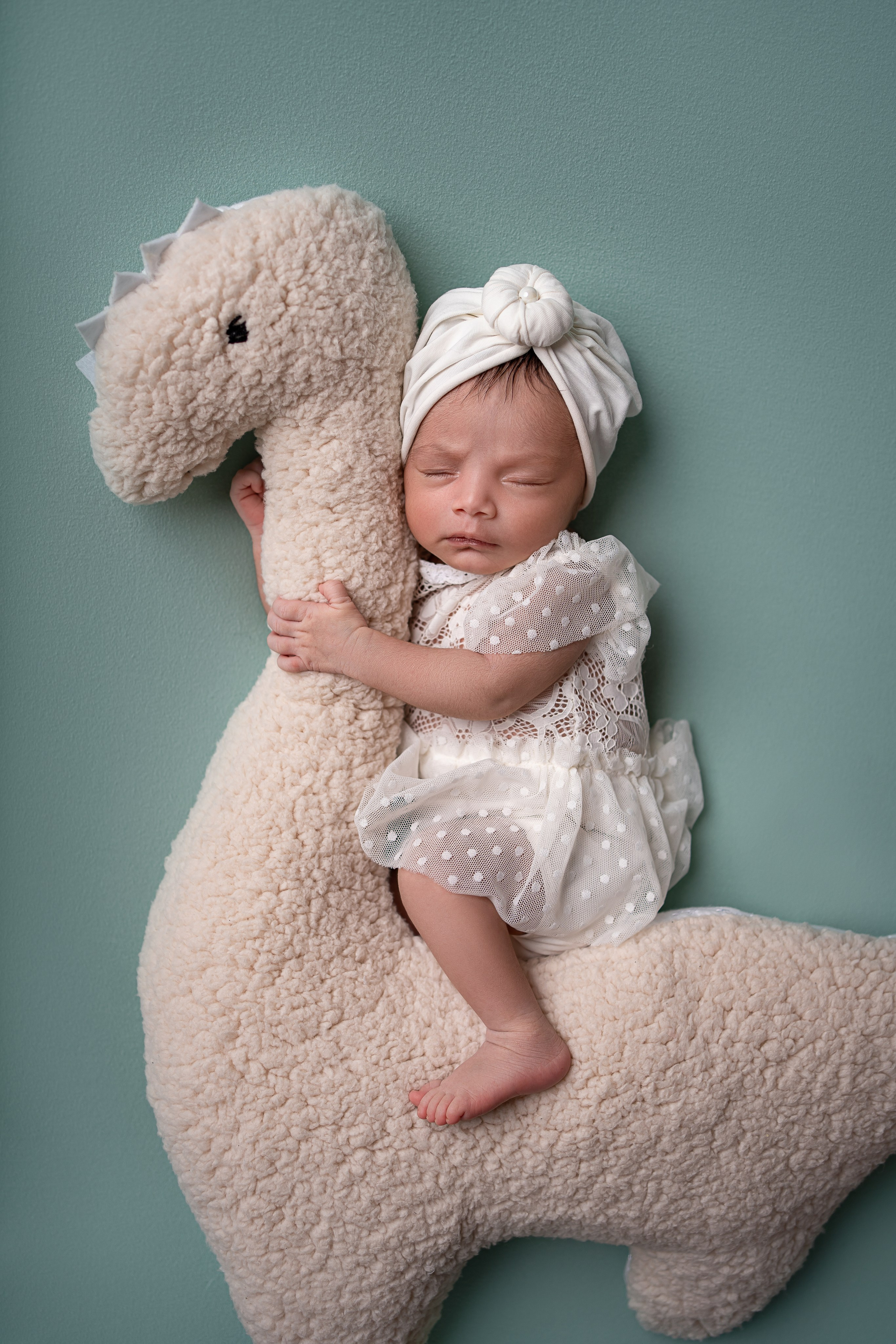 Neugeborenenfotos in Berlin – Studio oder bei Ihnen zu Hause