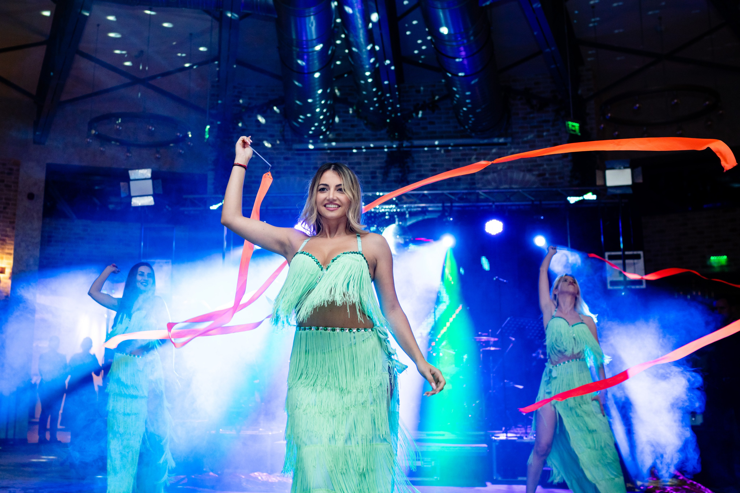 Elena & Cristi. Acasă