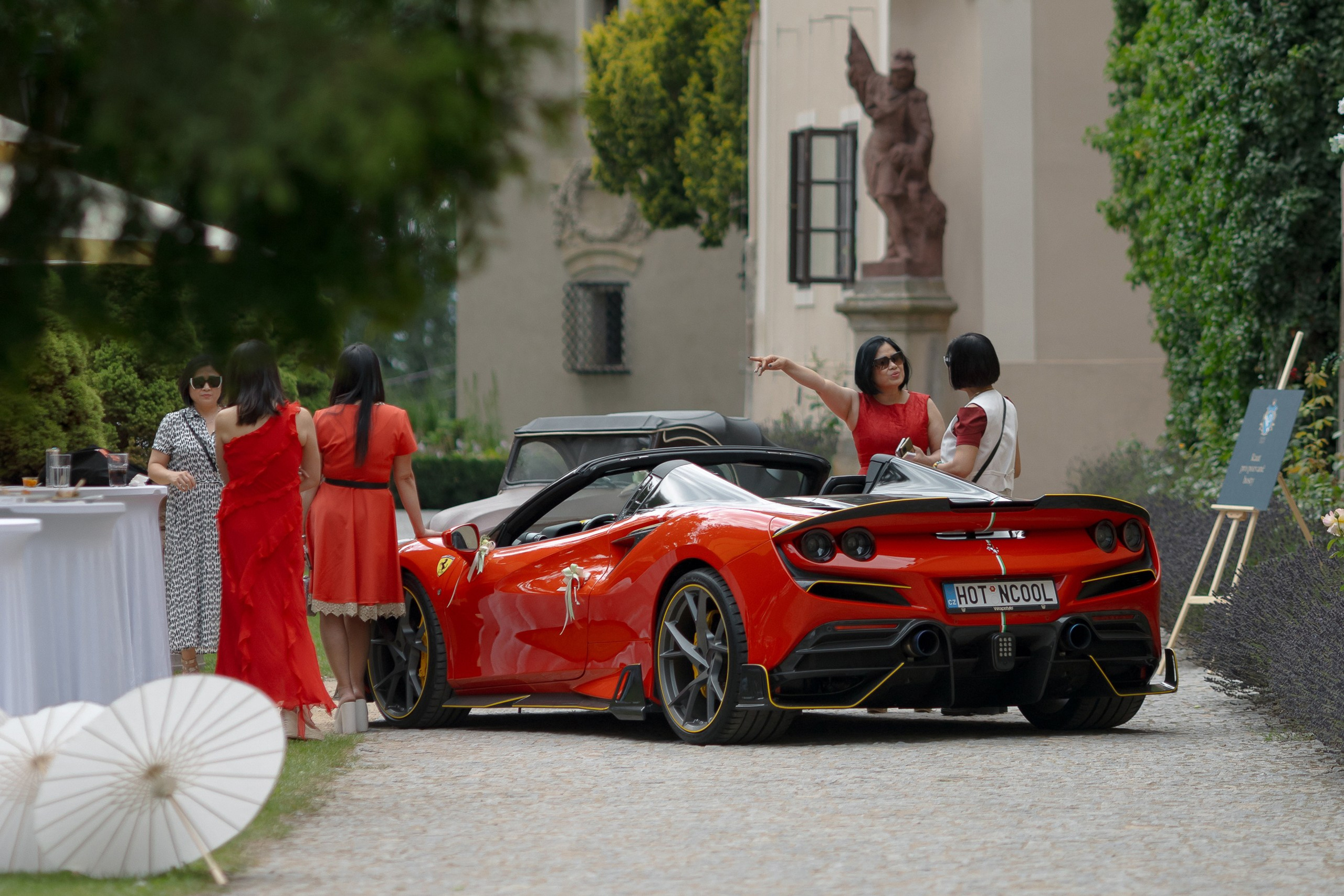 Grand Asian Wedding at a Castle | RAW Studio — Wedding Photography Europe. Raw Studio: Capturing Elegant weddings accross Europe