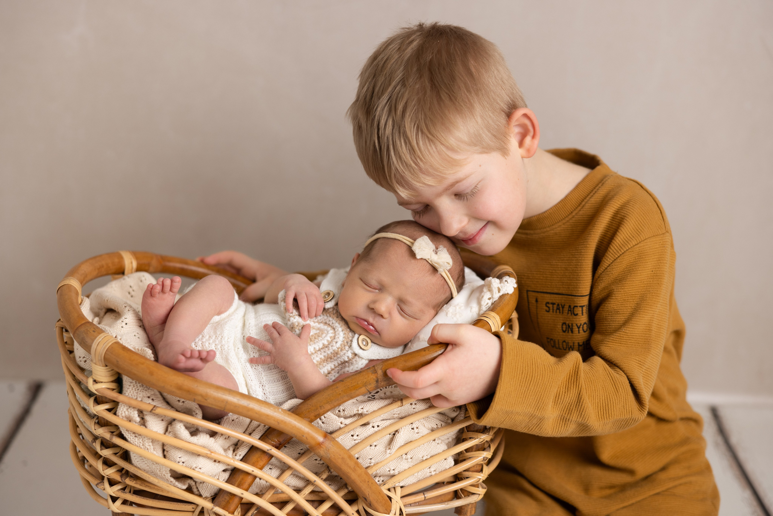 Newbornshooting in Pforzheim und Umgebung. Neugeborenenfotografie Pforzheim Katharina Jozic