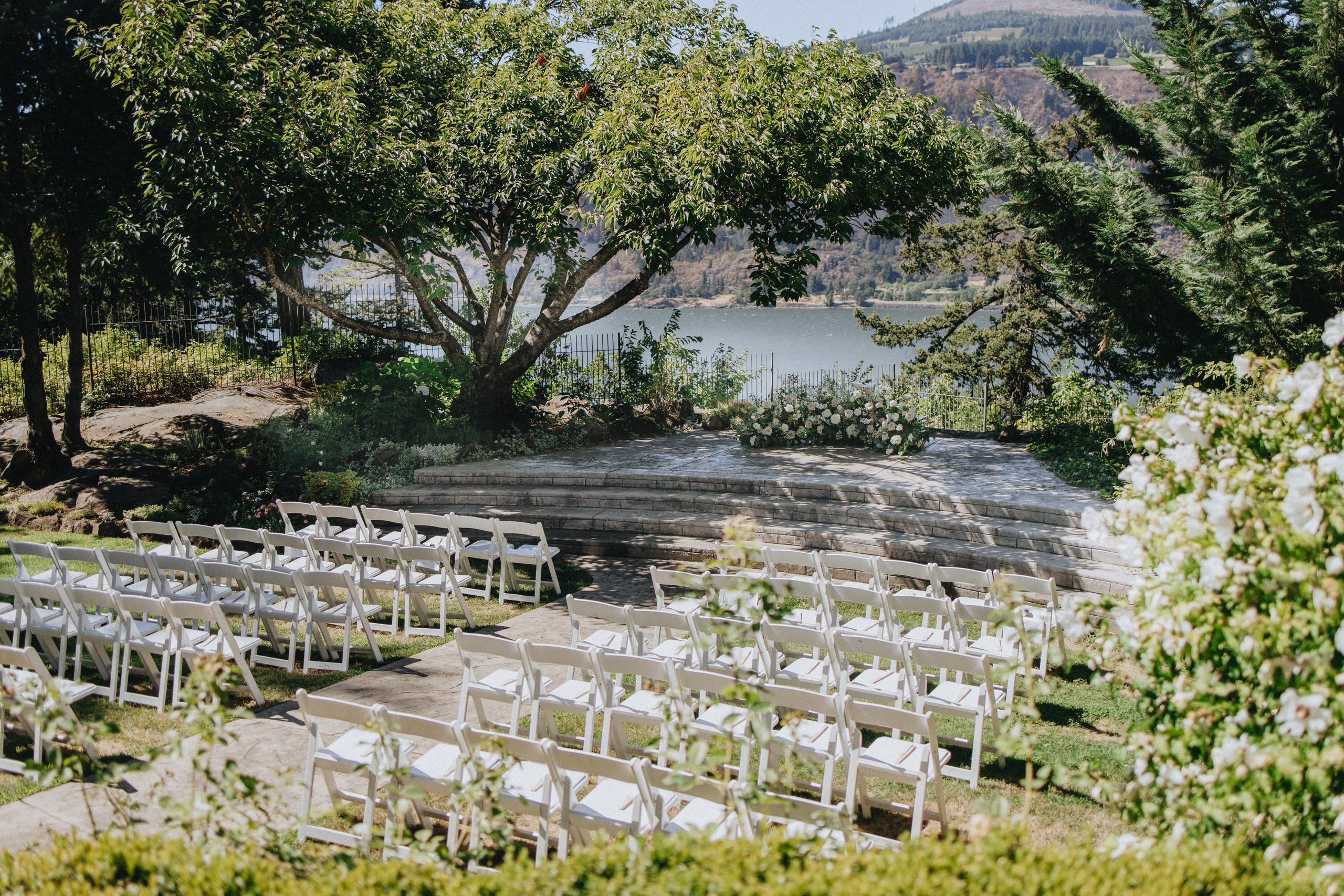 Brook & Richard's Wedding in Portland Oregon| Captured by Georgy Shishkin, Professional Wedding Photographer Seattle, Bend & Oregon Coast. Capturing Love in the Heart of the Pacific Northwes