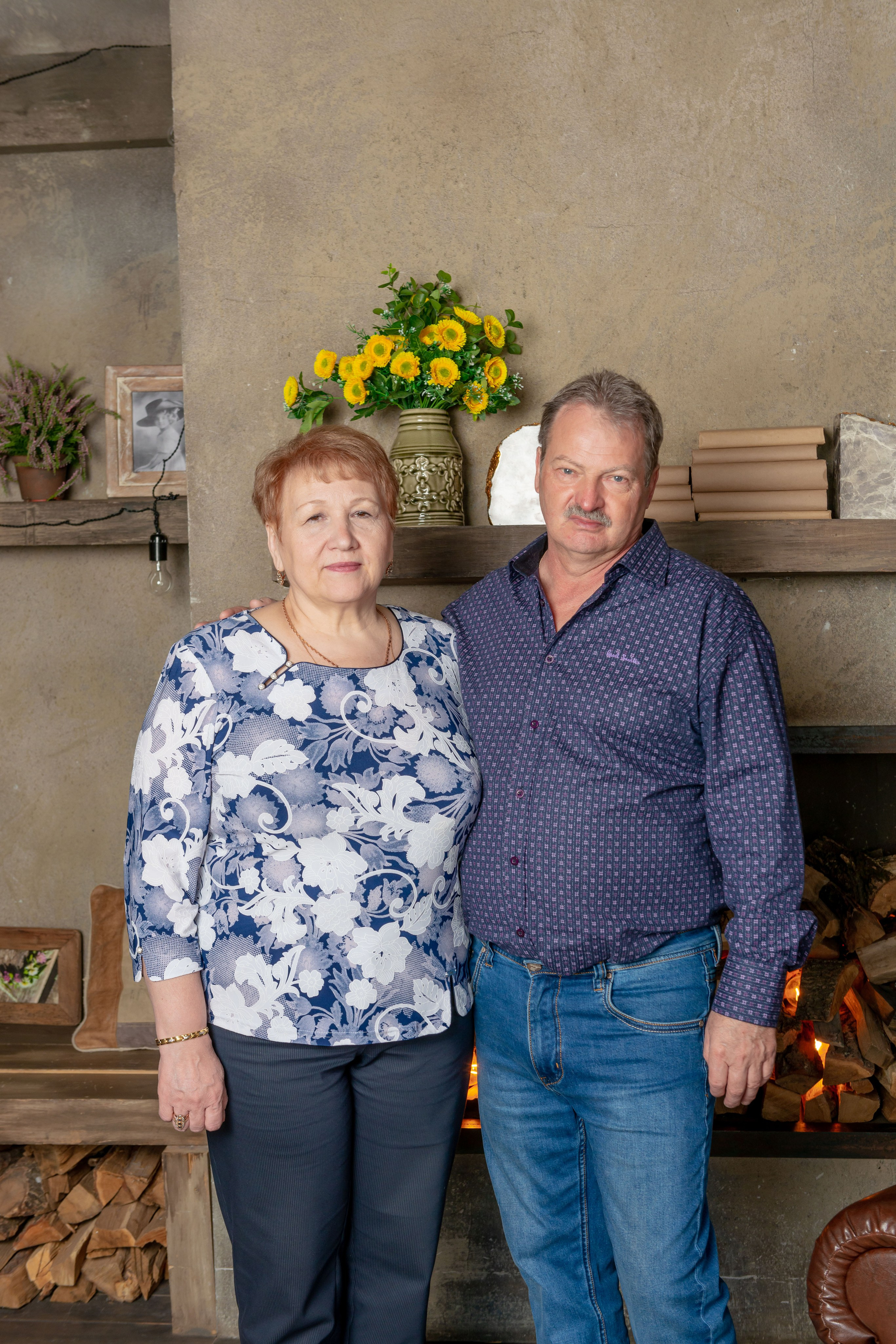 Photosession of a married couple in the studio. FOTÓGRAFO MÉXICO QUINTANA ROO