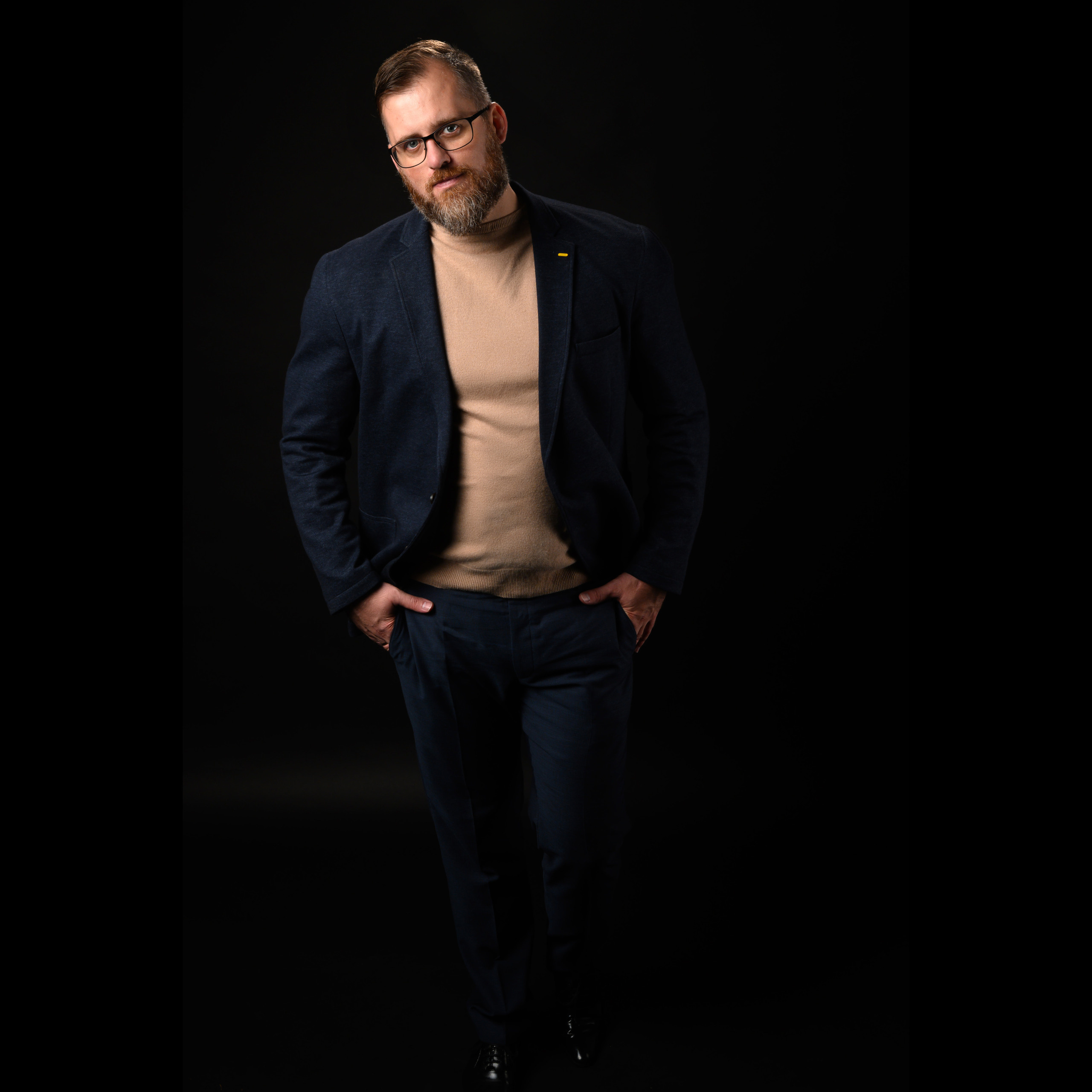 Art Porträt. Polina Sebrek Fotografin in Regensburg Deutschland