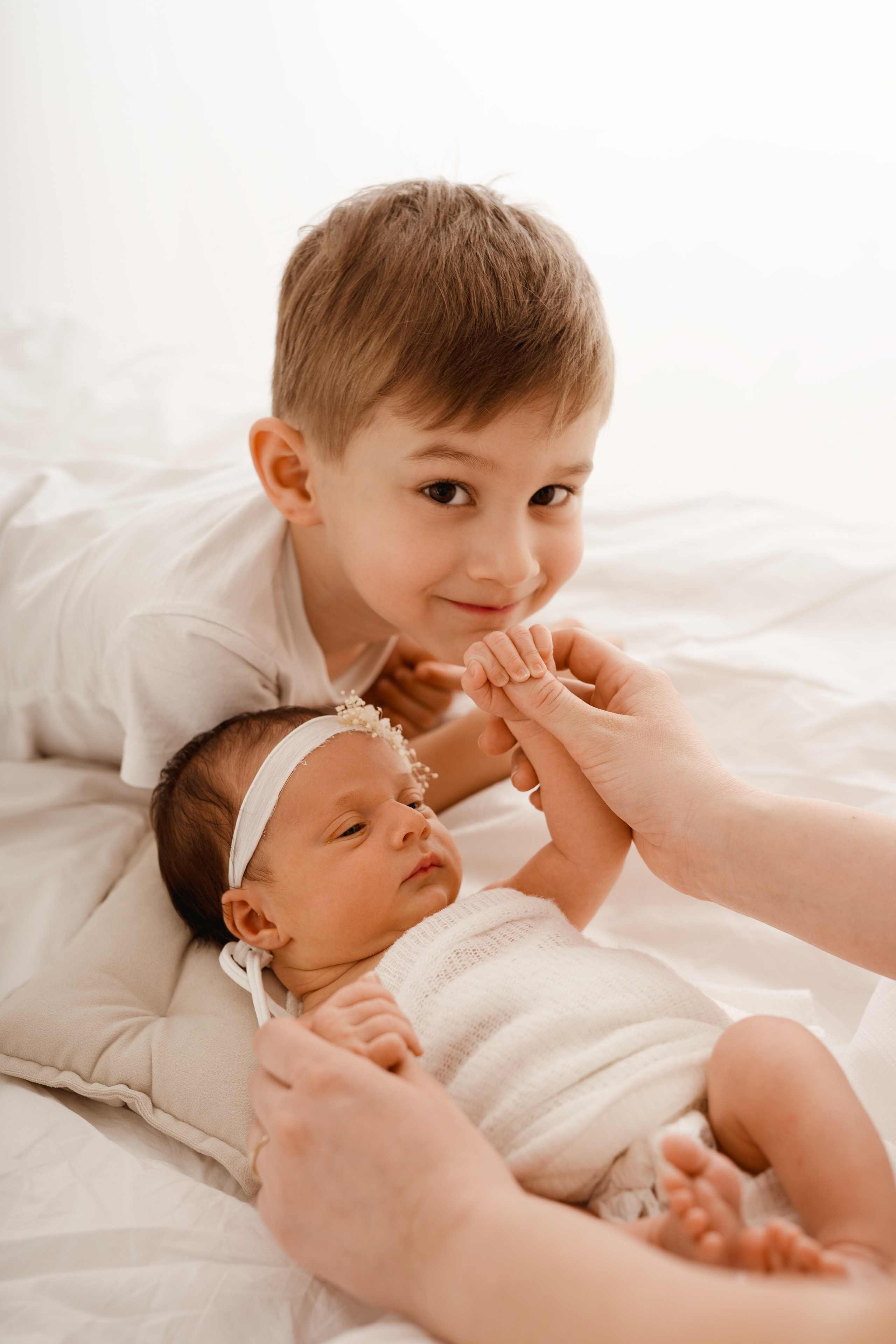 Fotografia Noworodkowa Łódź - Piękne Zdjęcia Noworodków. Fotograf Łódź - sesja ciążowa, noworodkowa, dziecięca. Studio w Łodzi