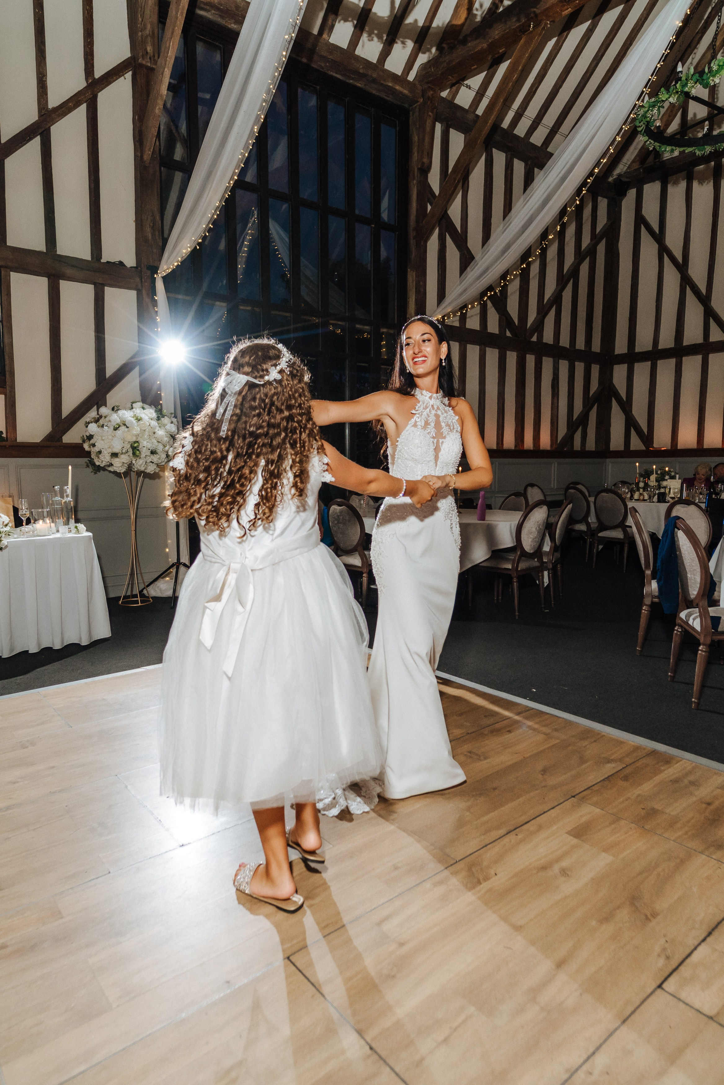 Wedding at Essendon Country Club. Photographer in England Ekaterina Romanova
