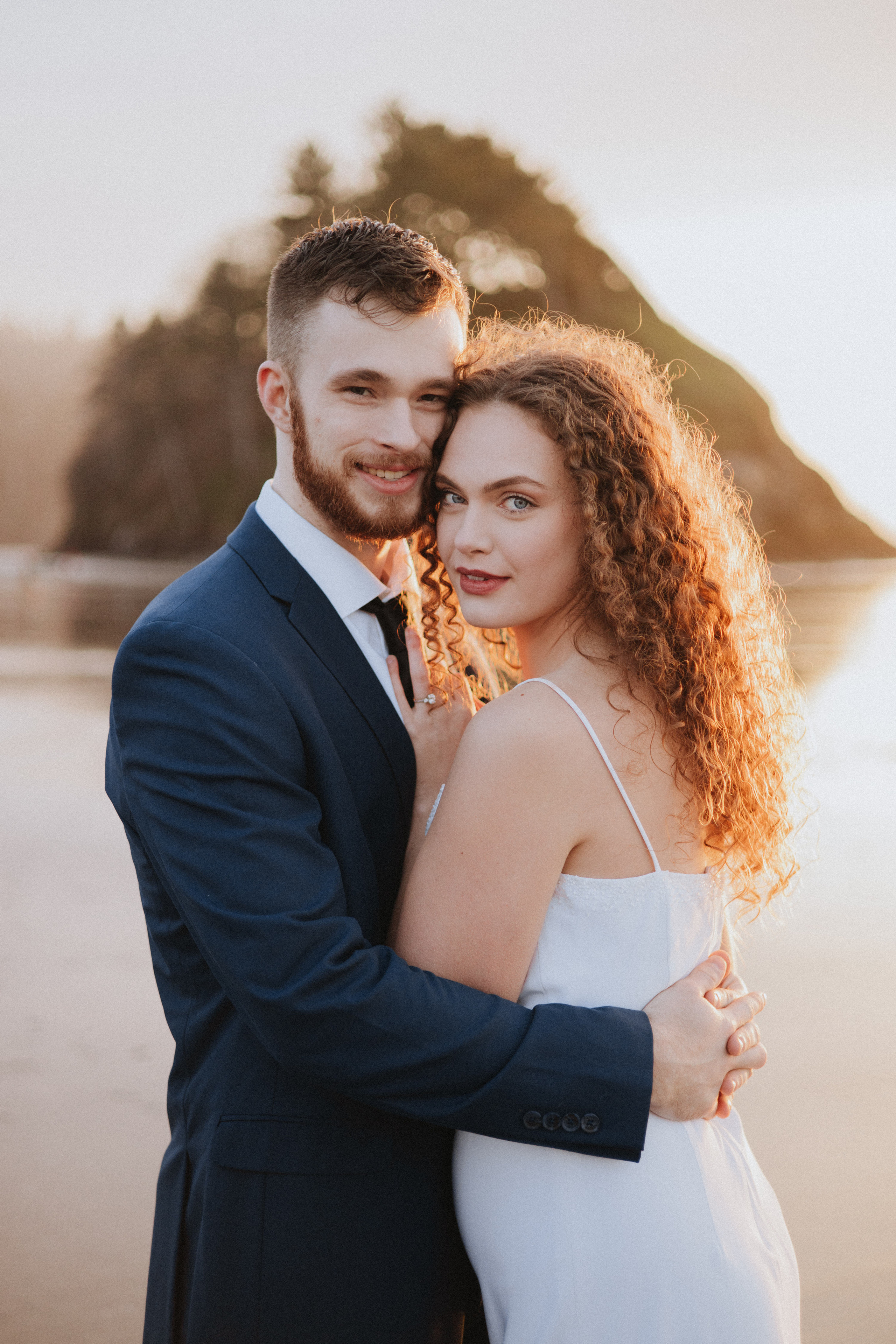 Engagement Photography at Cannon Beach, Oregon Coast | Portland, Seattle, Bend, & Oregon Coast Photographer | Georgy Shishkin. Capturing Love in the Heart of the Pacific Northwes
