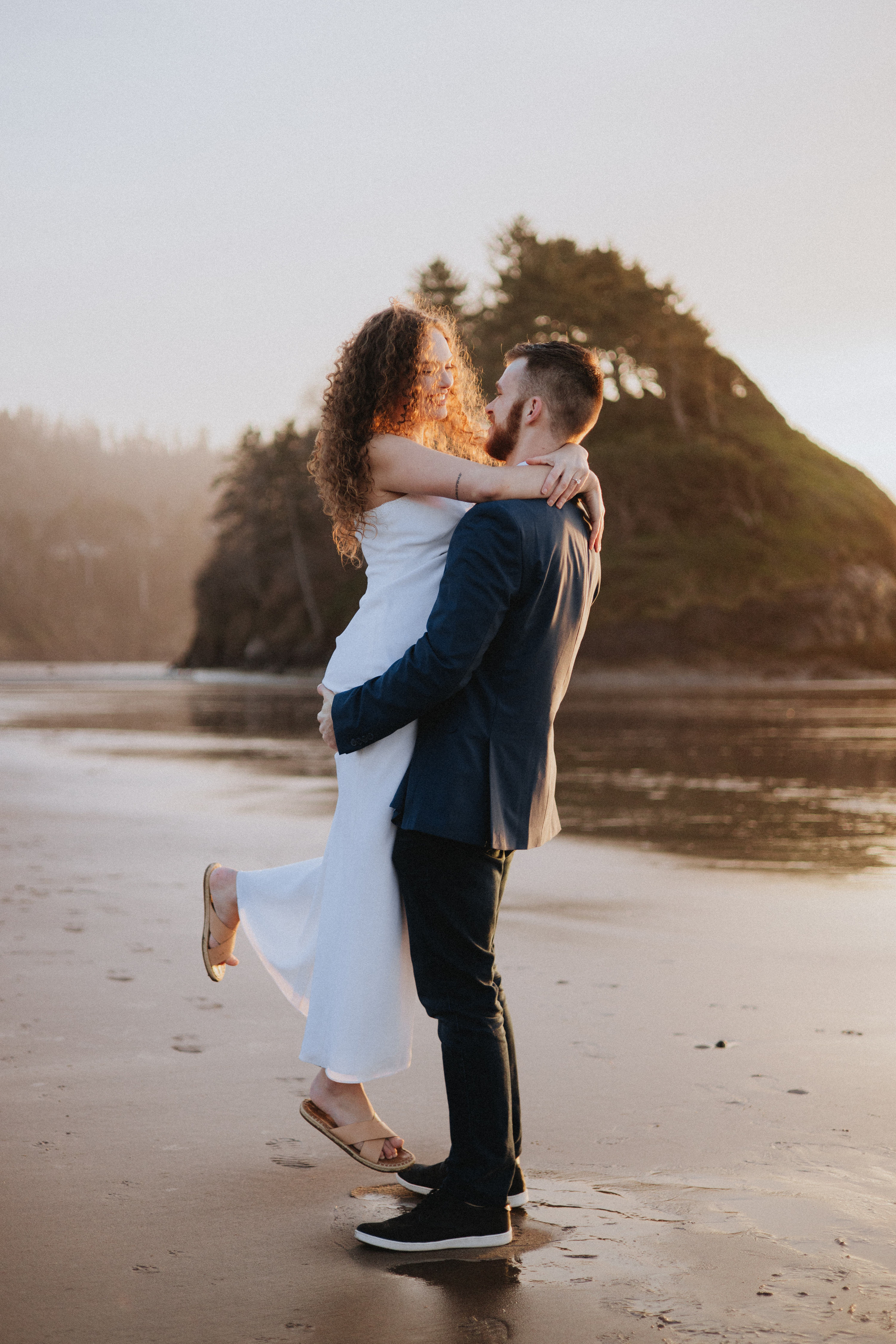 Engagement Photography at Cannon Beach, Oregon Coast | Portland, Seattle, Bend, & Oregon Coast Photographer | Georgy Shishkin. Capturing Love in the Heart of the Pacific Northwes