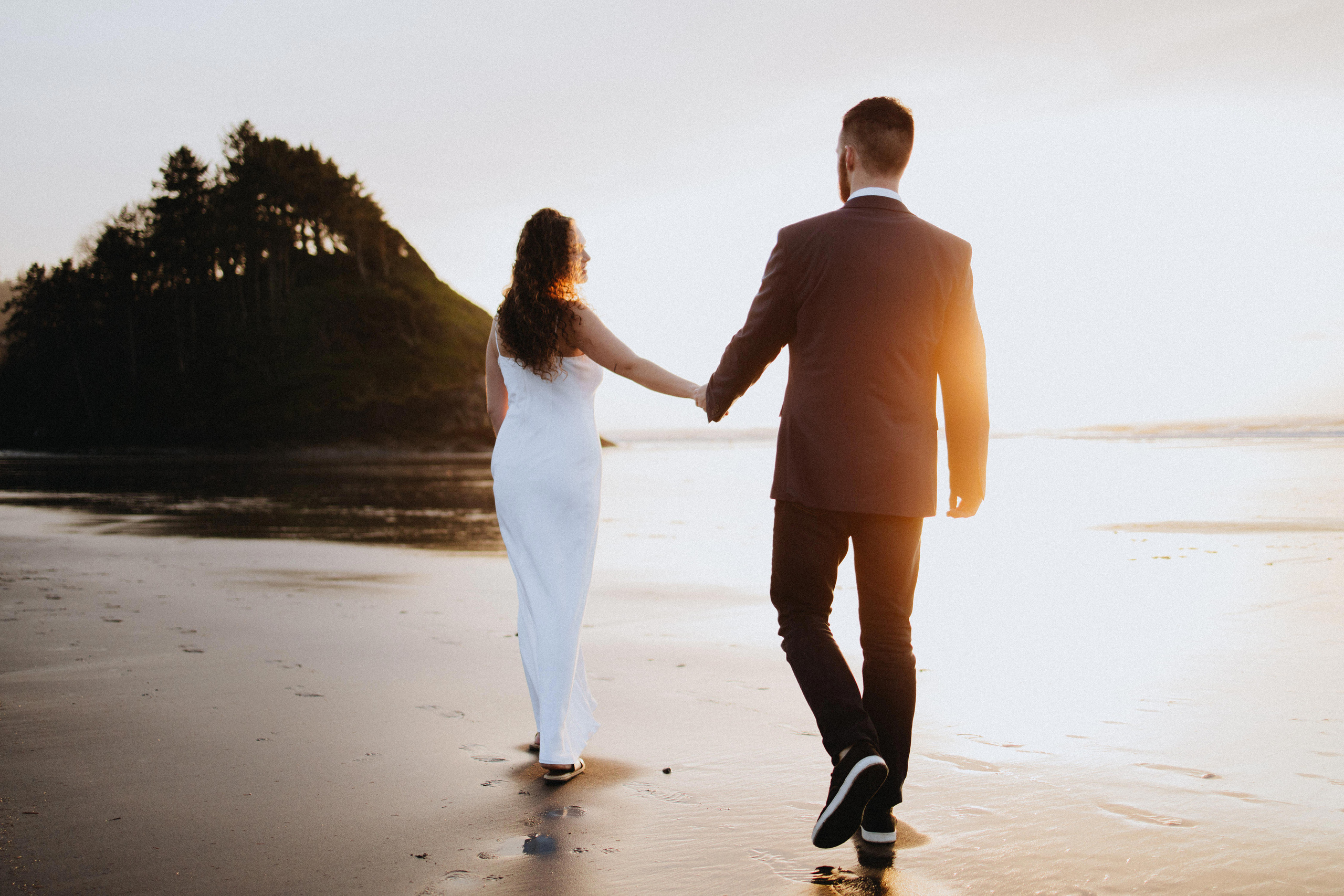 Engagement Photography at Cannon Beach, Oregon Coast | Portland, Seattle, Bend, & Oregon Coast Photographer | Georgy Shishkin. Capturing Love in the Heart of the Pacific Northwes