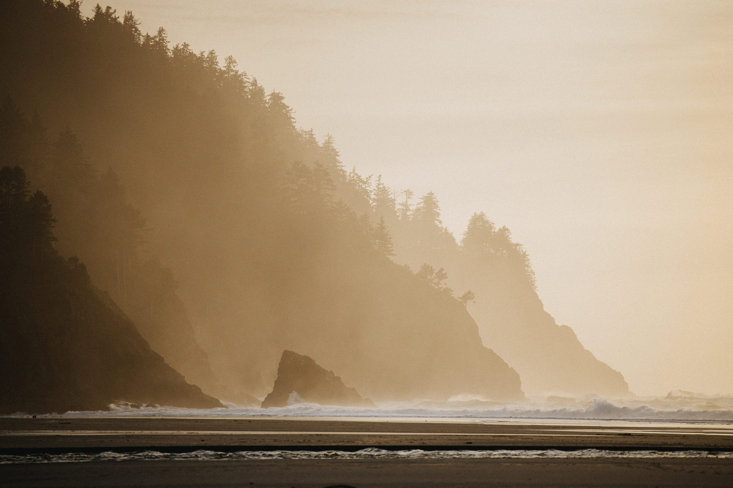 Engagement Photography at Cannon Beach, Oregon Coast | Portland, Seattle, Bend, & Oregon Coast Photographer | Georgy Shishkin. Capturing Love in the Heart of the Pacific Northwes