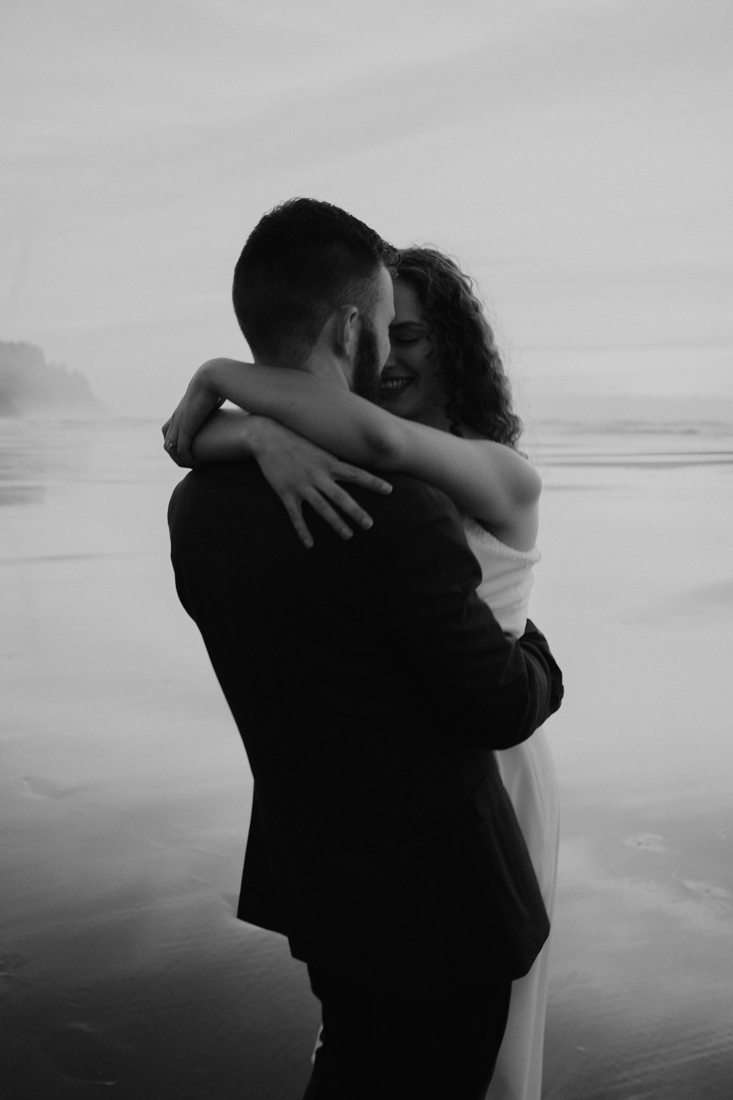 Engagement Photography at Cannon Beach, Oregon Coast | Portland, Seattle, Bend, & Oregon Coast Photographer | Georgy Shishkin. Capturing Love in the Heart of the Pacific Northwes
