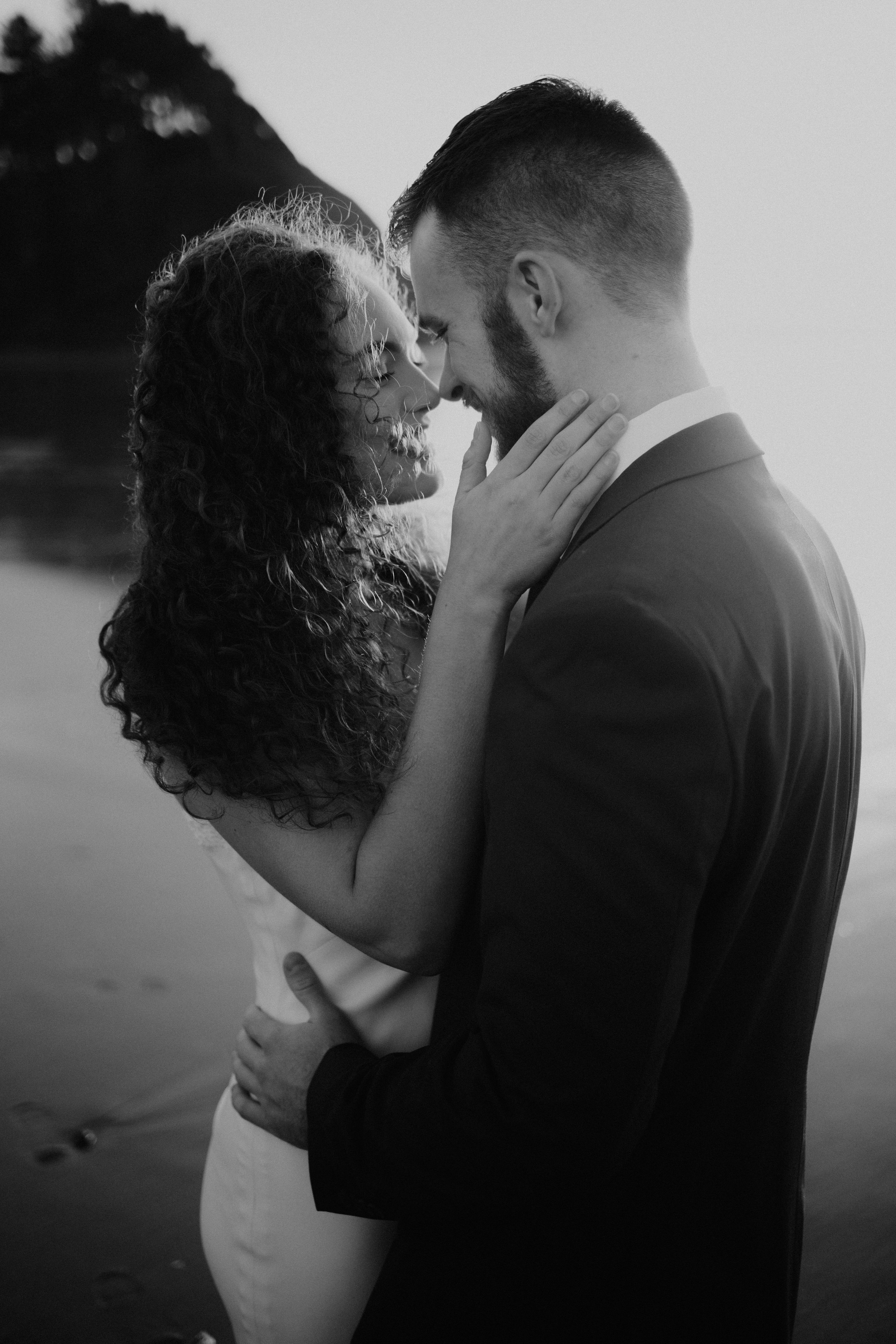 Engagement Photography at Cannon Beach, Oregon Coast | Portland, Seattle, Bend, & Oregon Coast Photographer | Georgy Shishkin. Capturing Love in the Heart of the Pacific Northwes