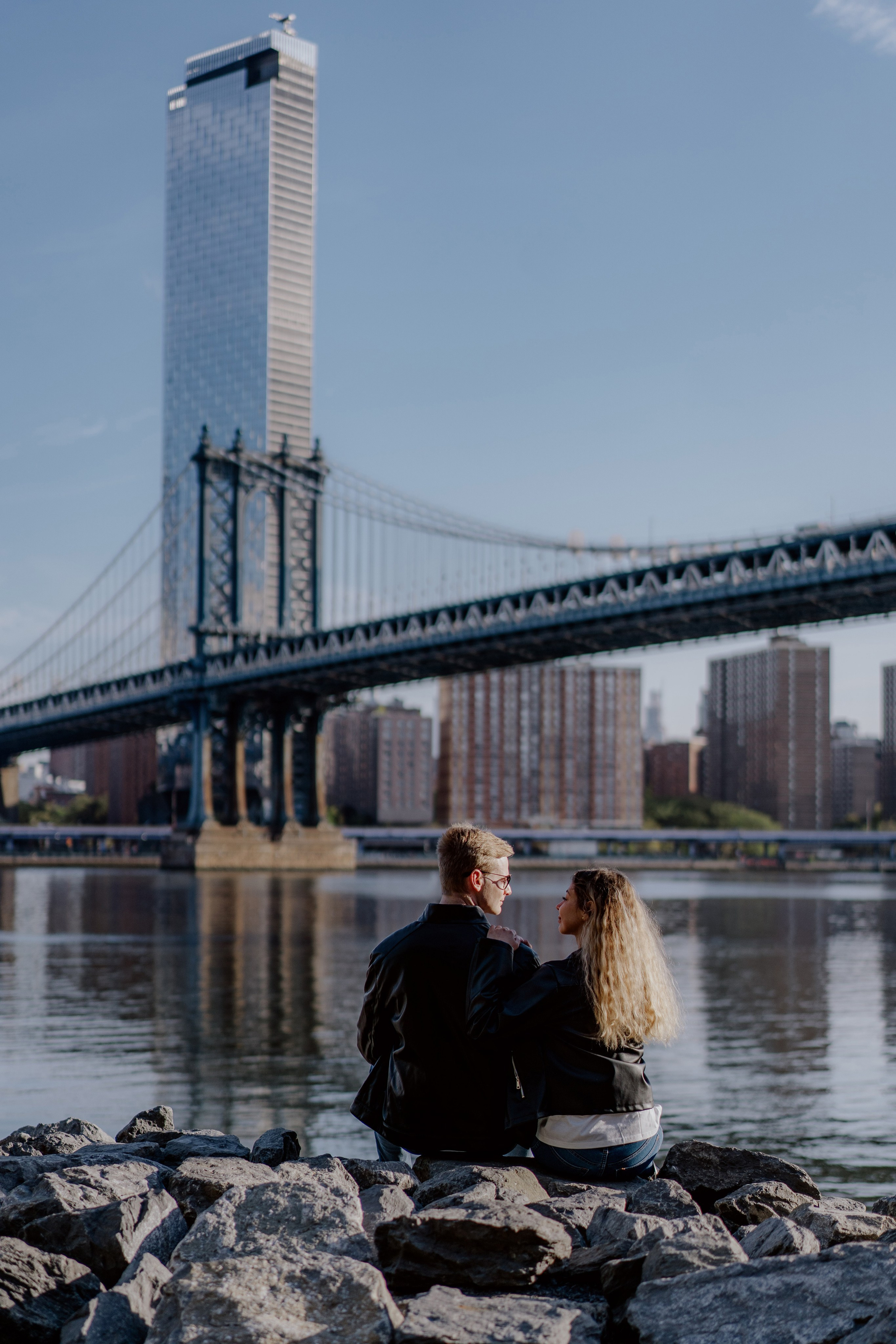 Brooklyn Bridge Sunrise Photography Sessions | NYC Portrait Photography. Videographer and photographer in New York // MAKAROV.VIDEO