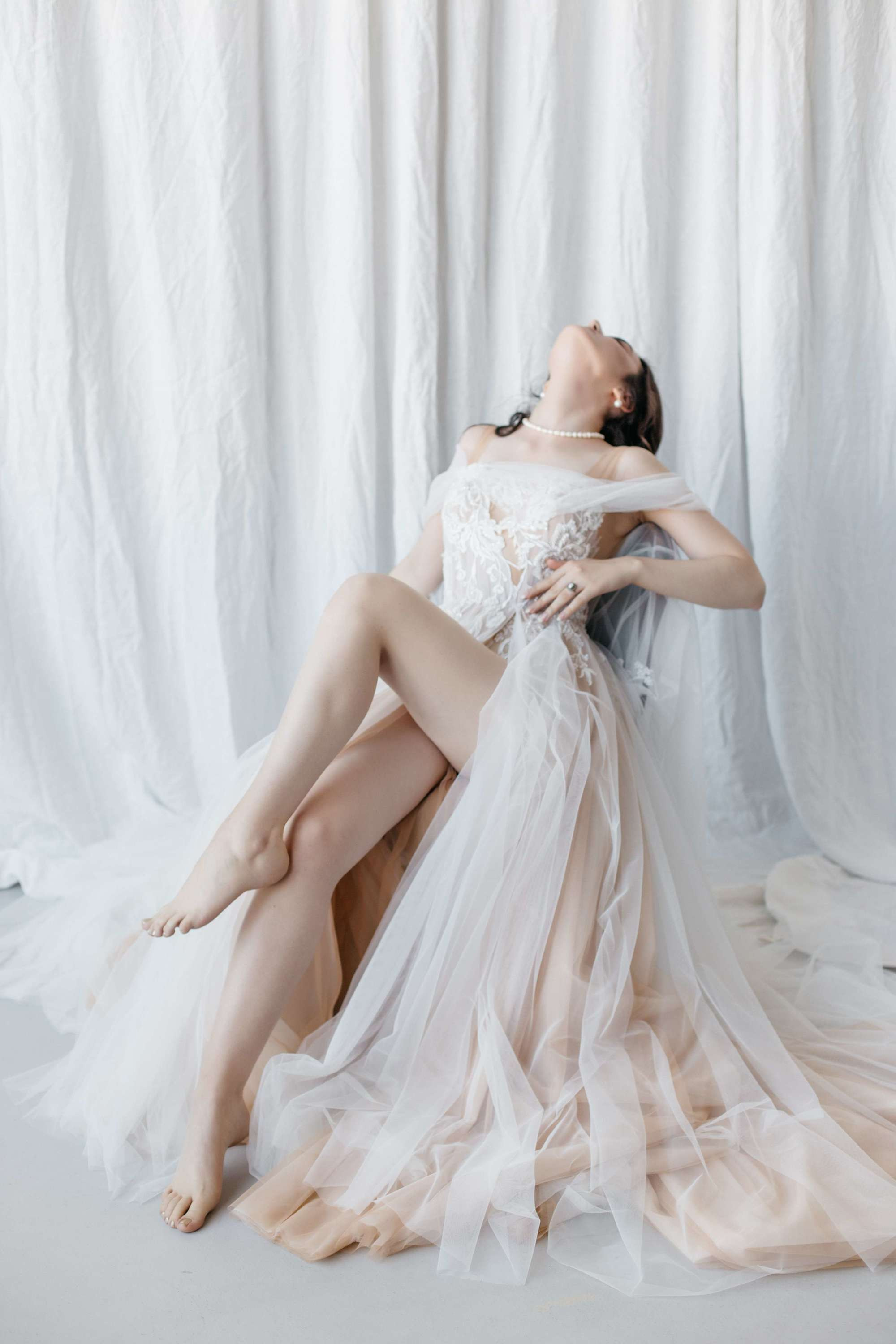 Inspirational Bridal Shooting. Photographer in Santiago, Chile Anna Almazova