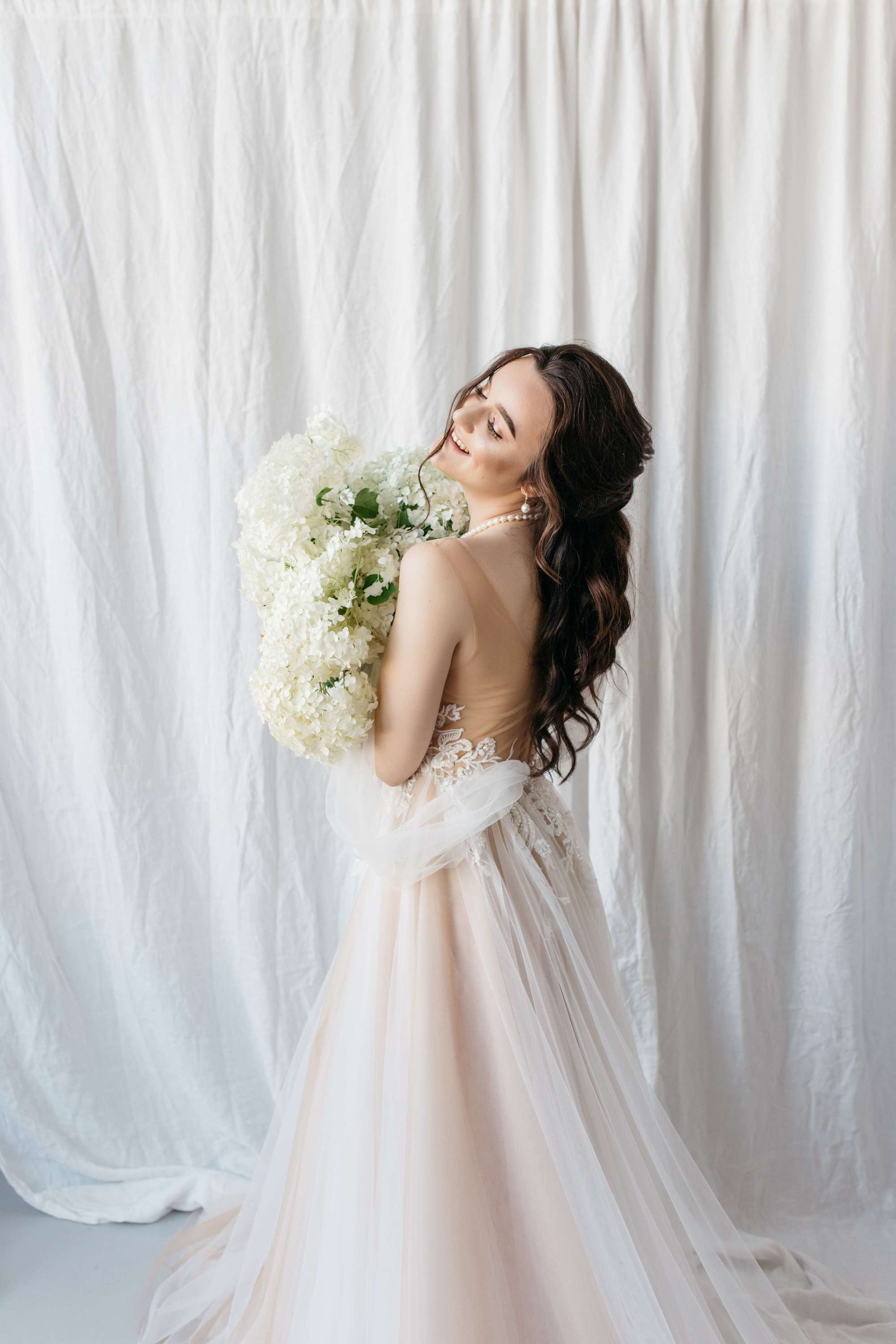 Inspirational Bridal Shooting. Photographer in Santiago, Chile Anna Almazova