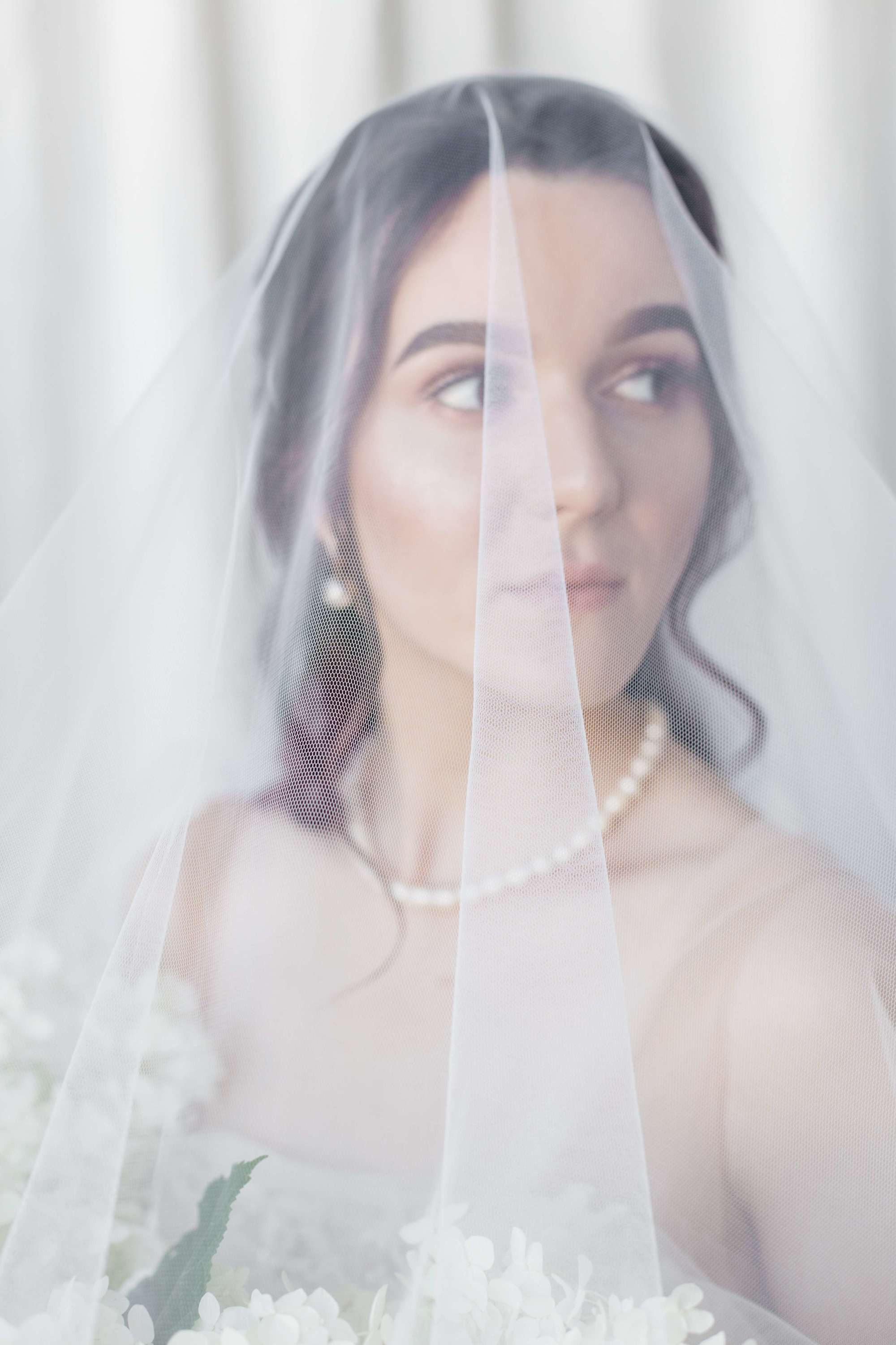 Inspirational Bridal Shooting. Photographer in Santiago, Chile Anna Almazova