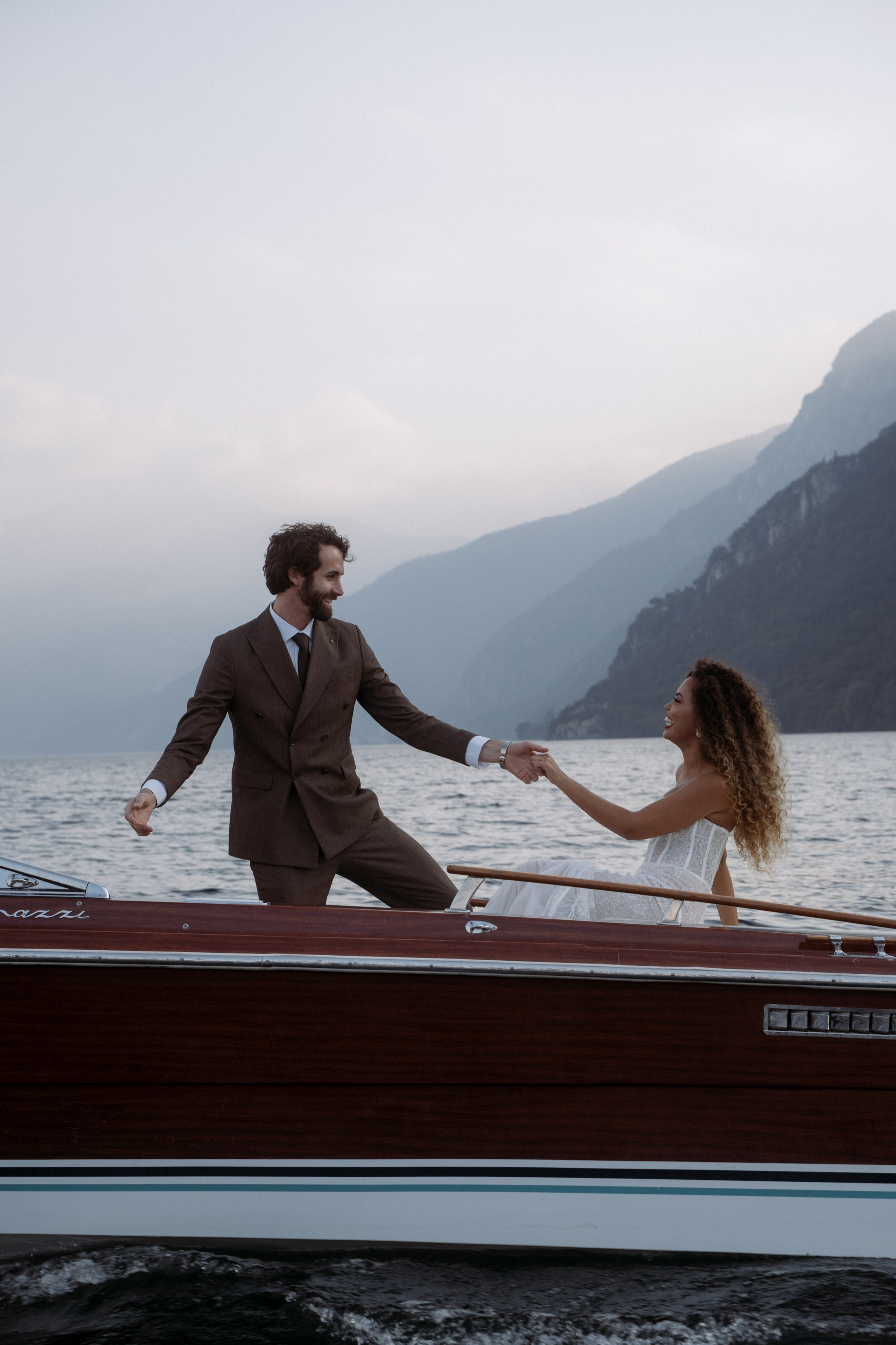 Wedding on Lake Como, couple on the yacht