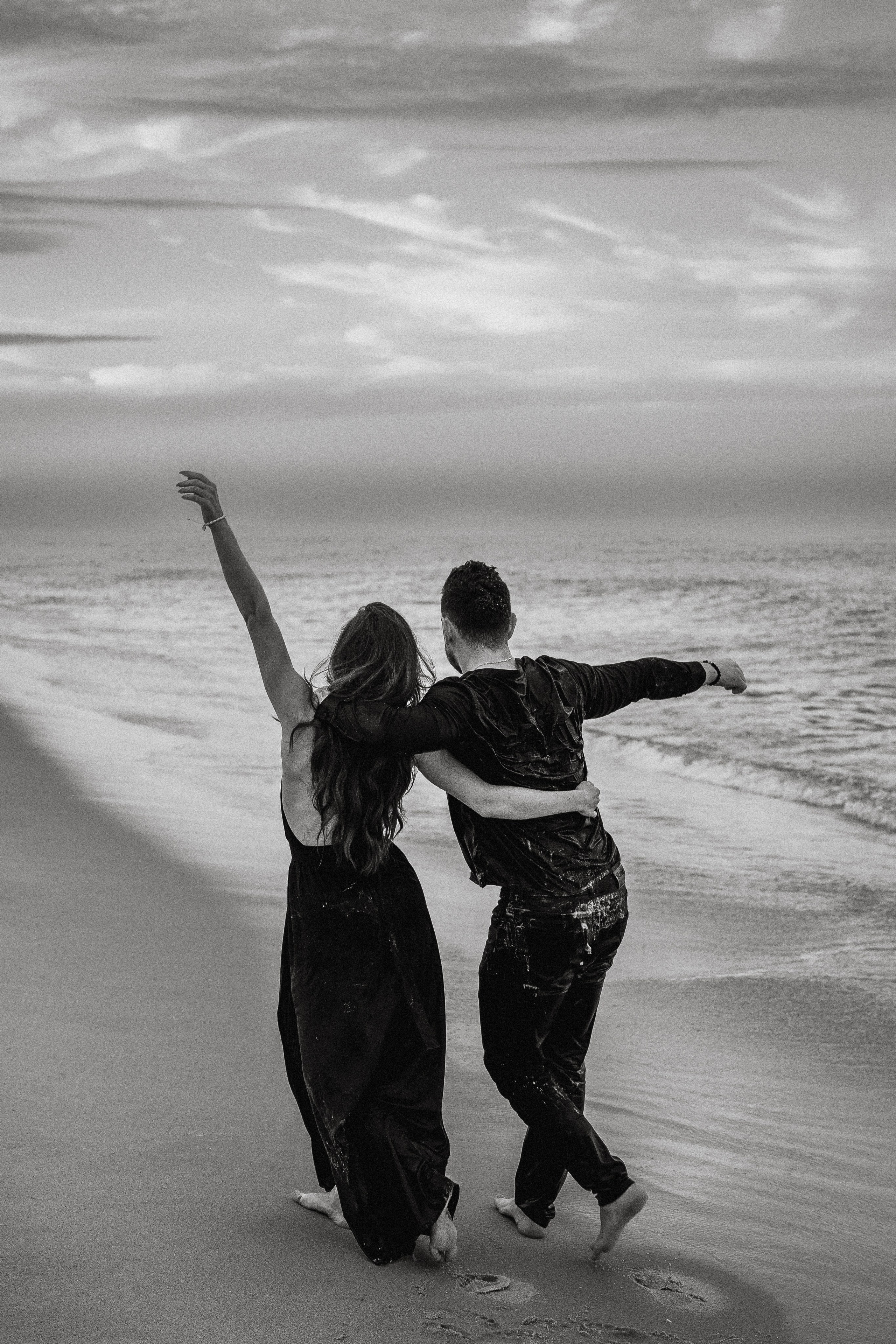 ENGAGEMENT. Wedding and family photographer and videographer PA, NJ, NY, DE, MD