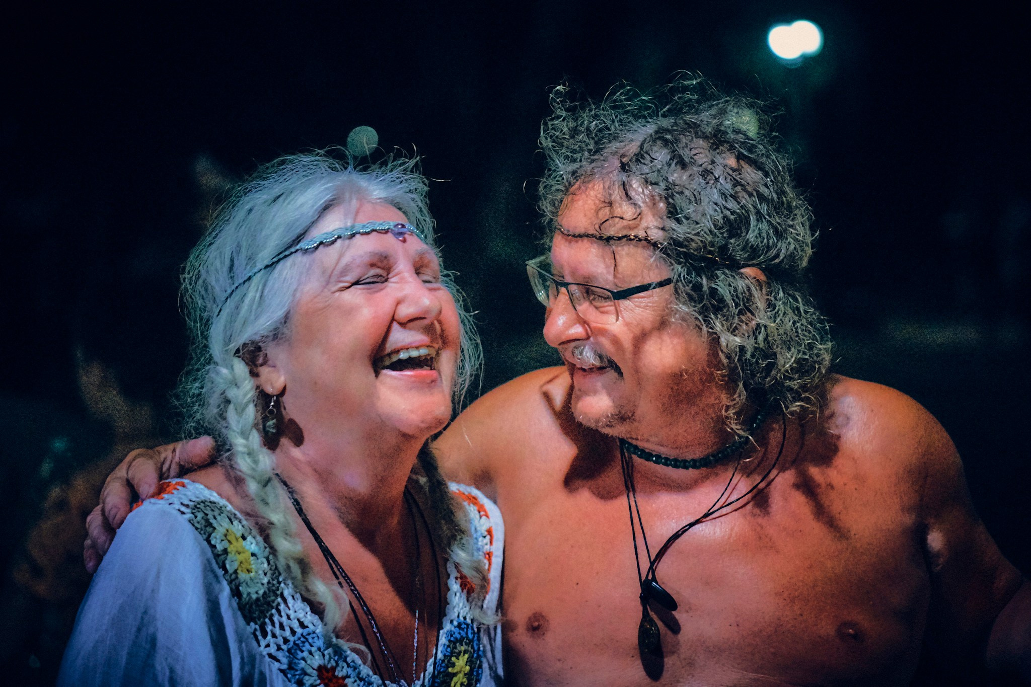 Portrety Ludzi, zrobione na Festiwalach Świadomościowych i Muzycznych: Dharma, ZIELONE KRĘGI, Wibracje, FRUŃ, Organic, Turkusowa Wyspa. Andriej Szypilow - Fotografia & Wideografia