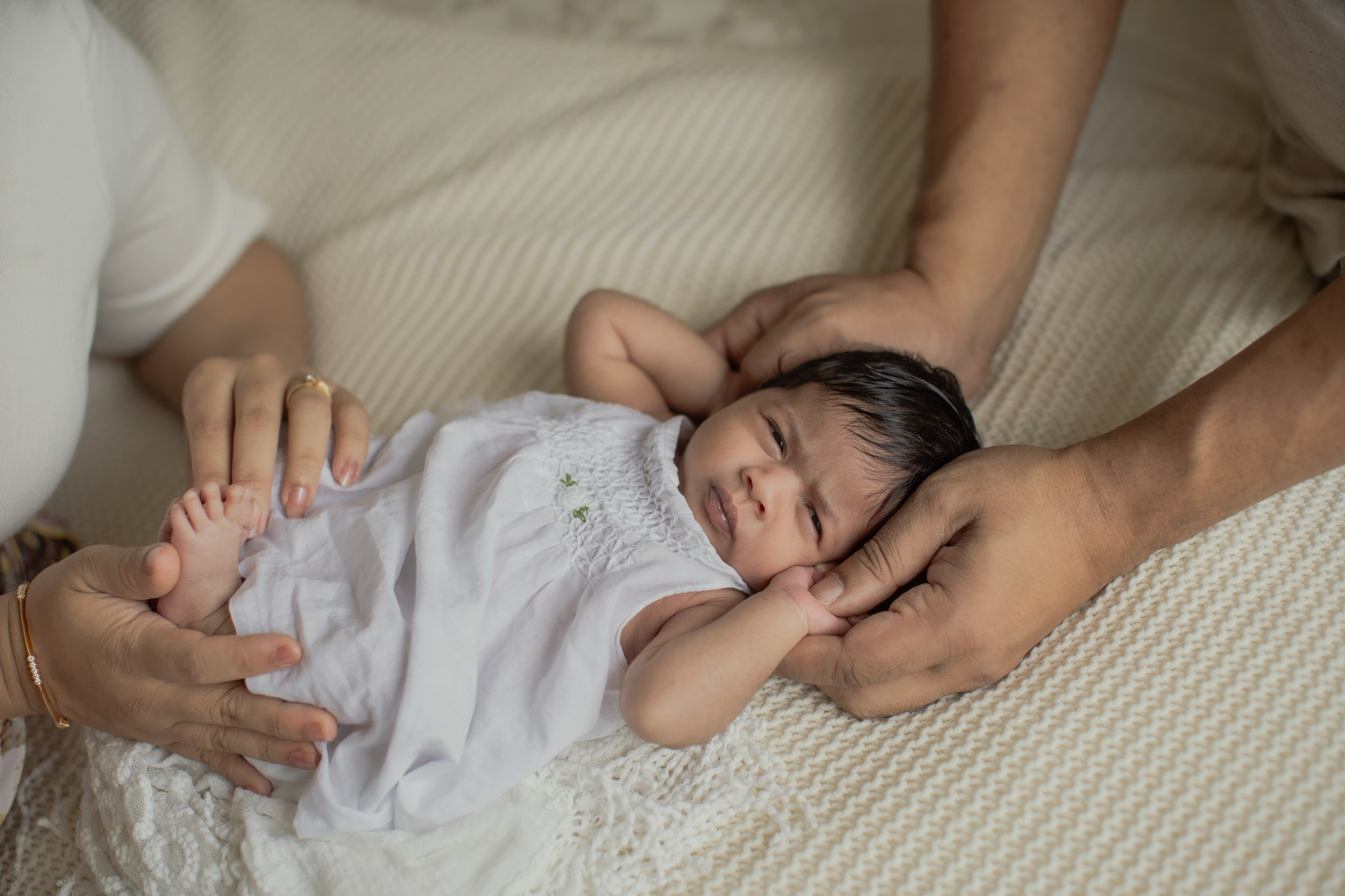Why Choose a Lifestyle Newborn Photoshoot. Family and Maternity Photography in Sydney, Hills District