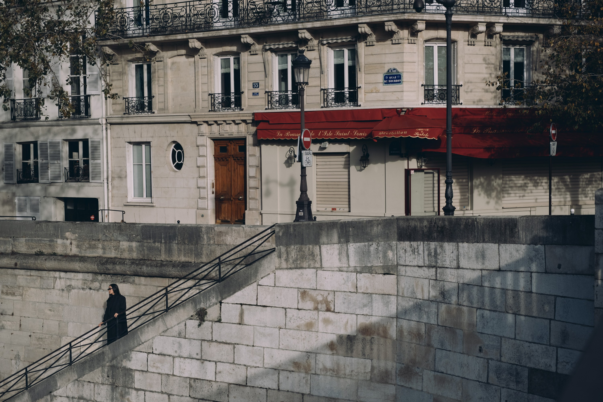 Autumn mood on the Seine. Paris photographer - Oleksandr Kovalchuk