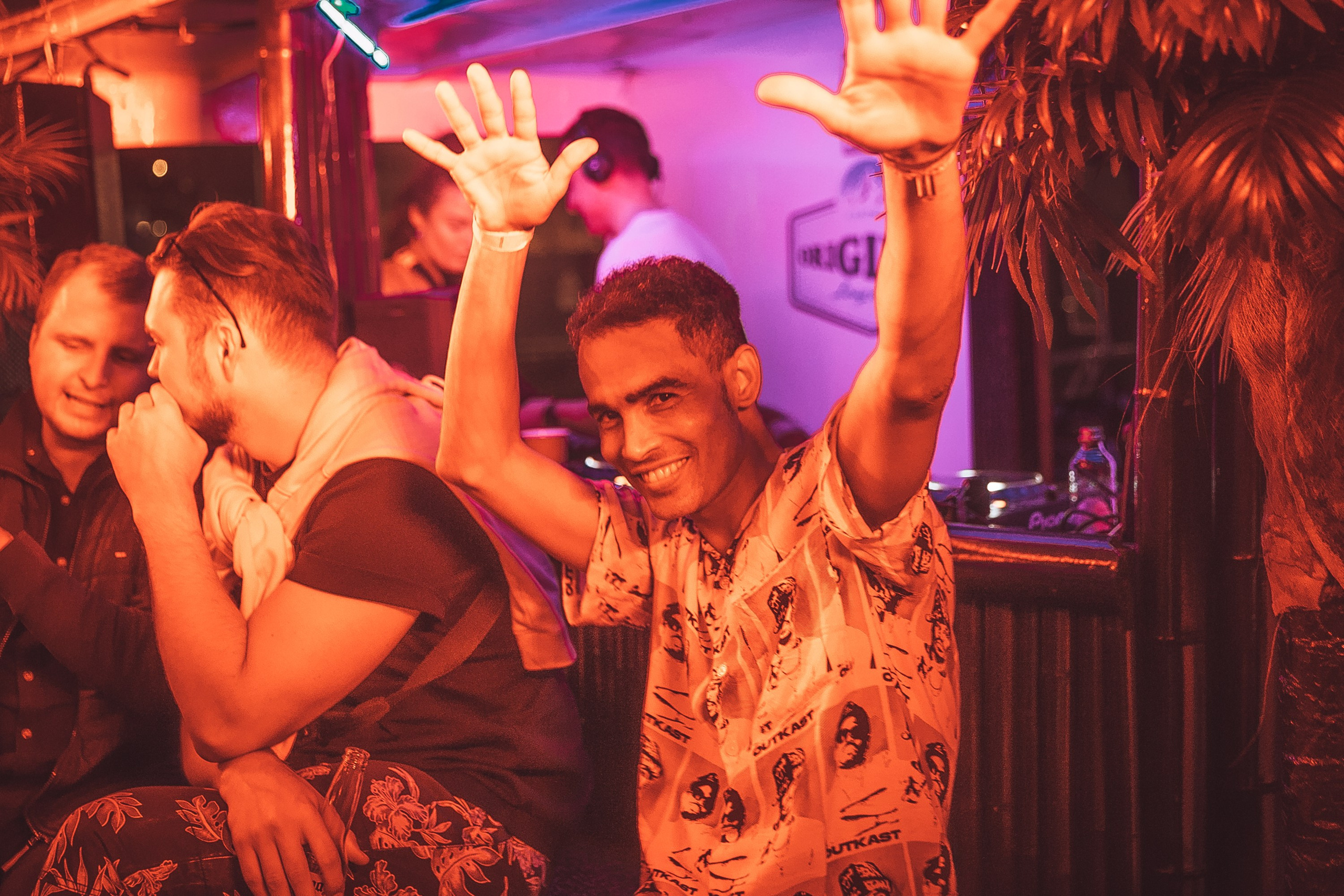 Services. Sandra Garanca Portrait and event photographer