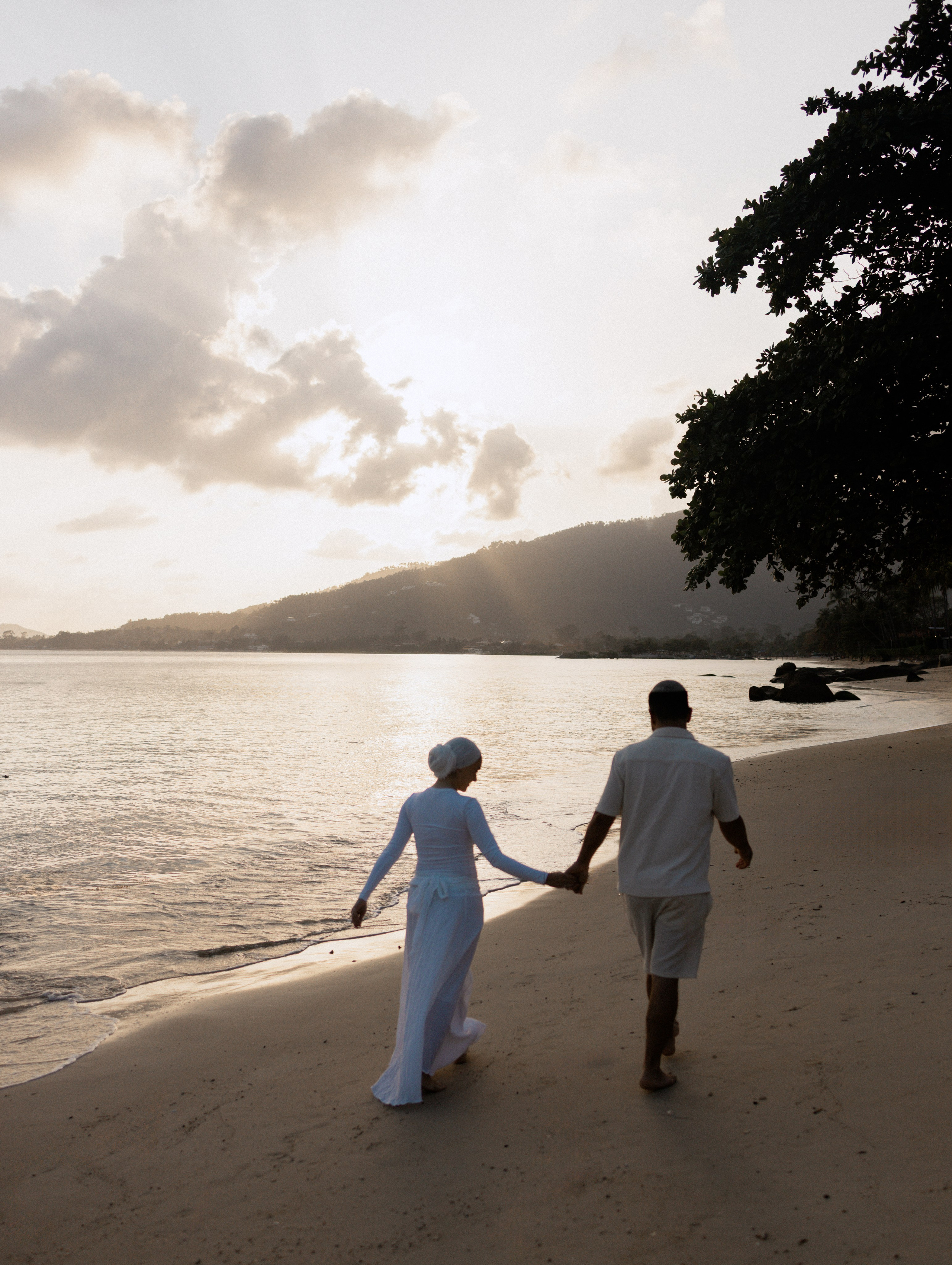 LOVE — STORY. Photographer on Koh Samui Elena