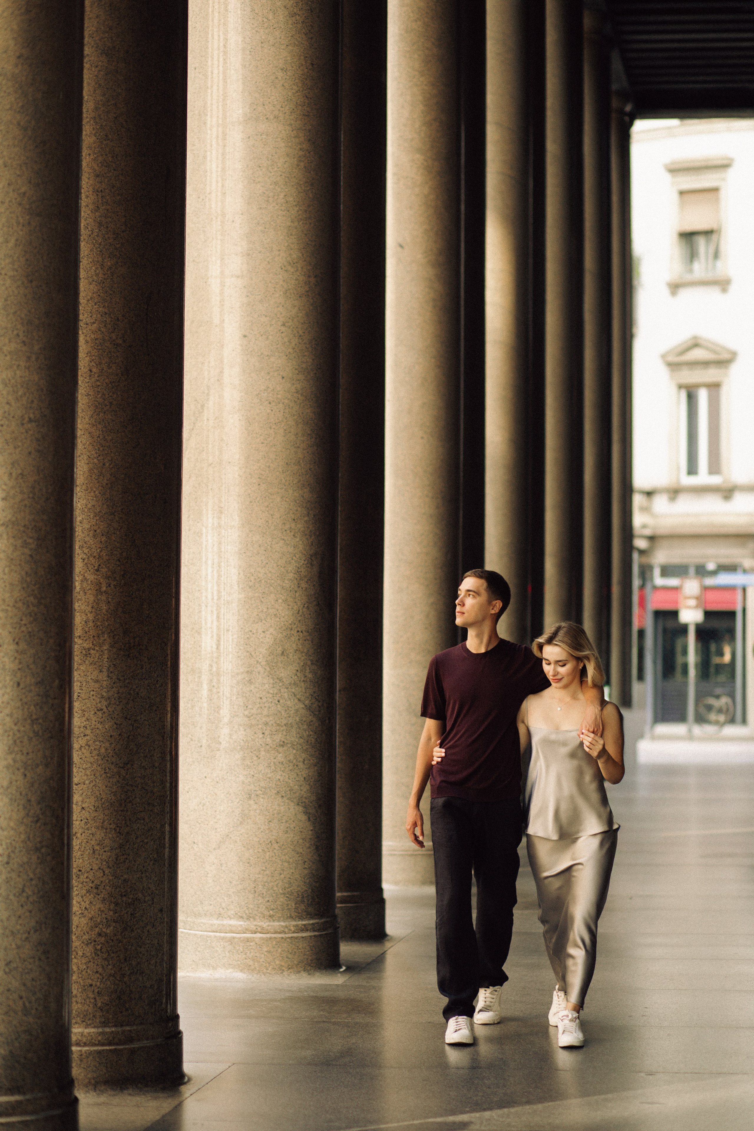Love Story in Milan | Coffee, Brera & Duomo Photoshoot. Liza Bizzaro — Italy Wedding, Love Story & Portrait Photographer in Milan, Turin, Piedmont and Across Italy
