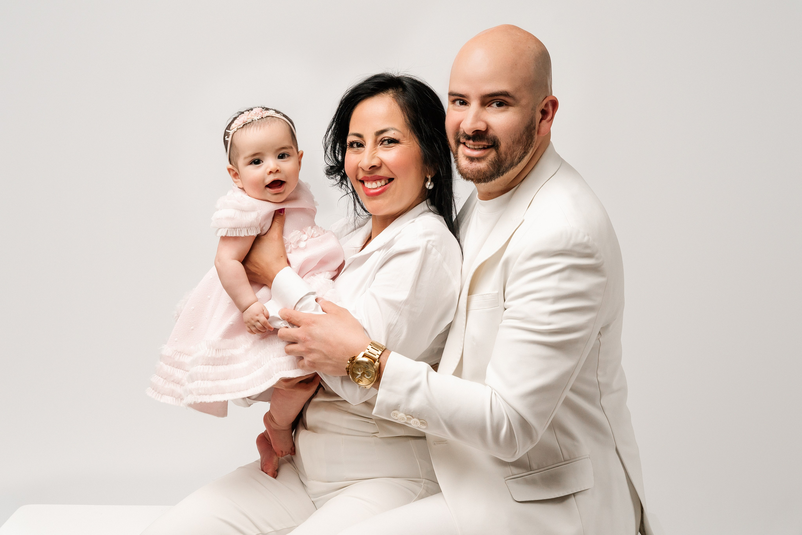 A studio milestone session for 5 months old baby Alejandra and her beautiful family❤️. Newborn and family photographer. Hills District. Sydney
