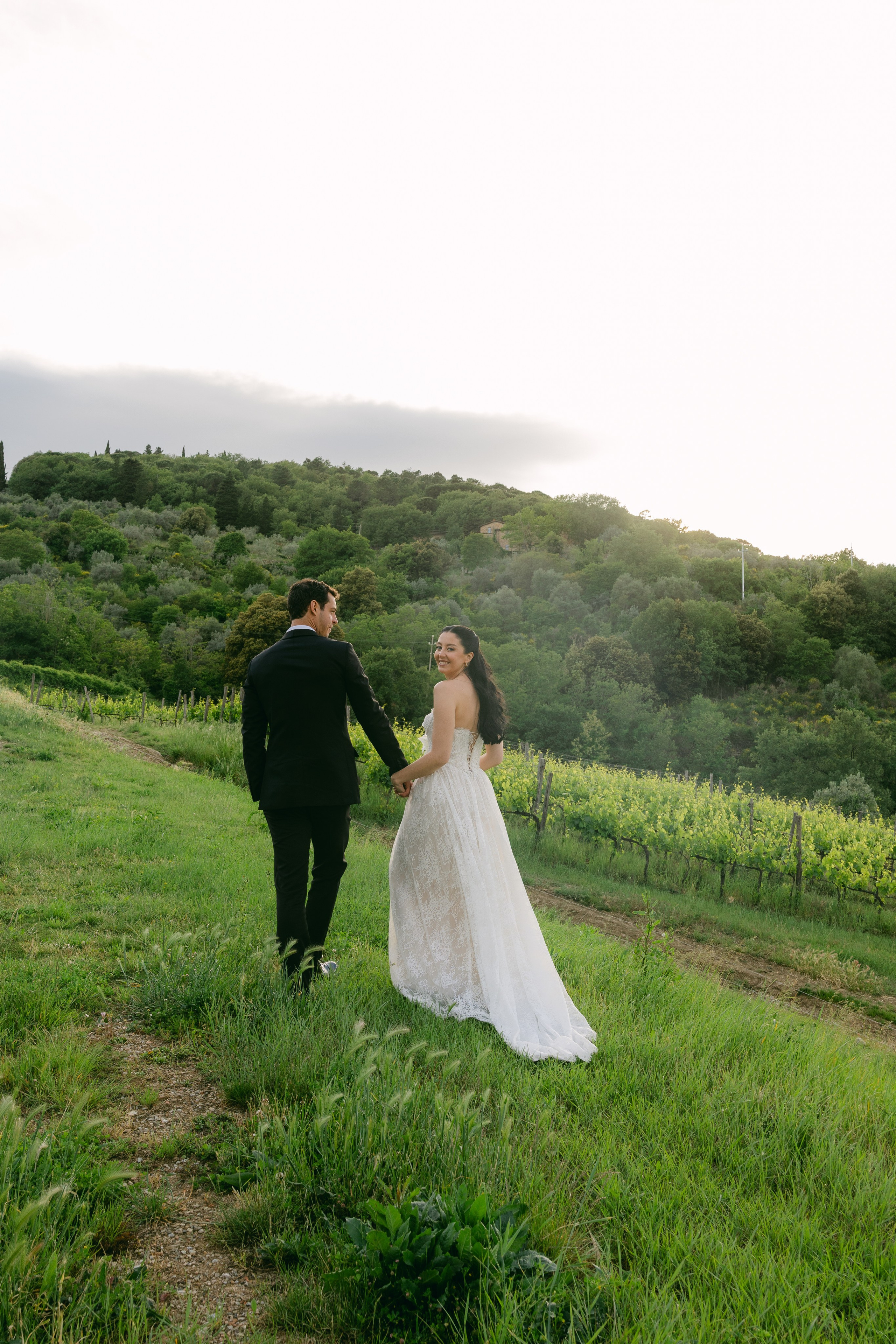 Hannah and Zac. Sara Luca Wedding Photographer in Italy and Europe