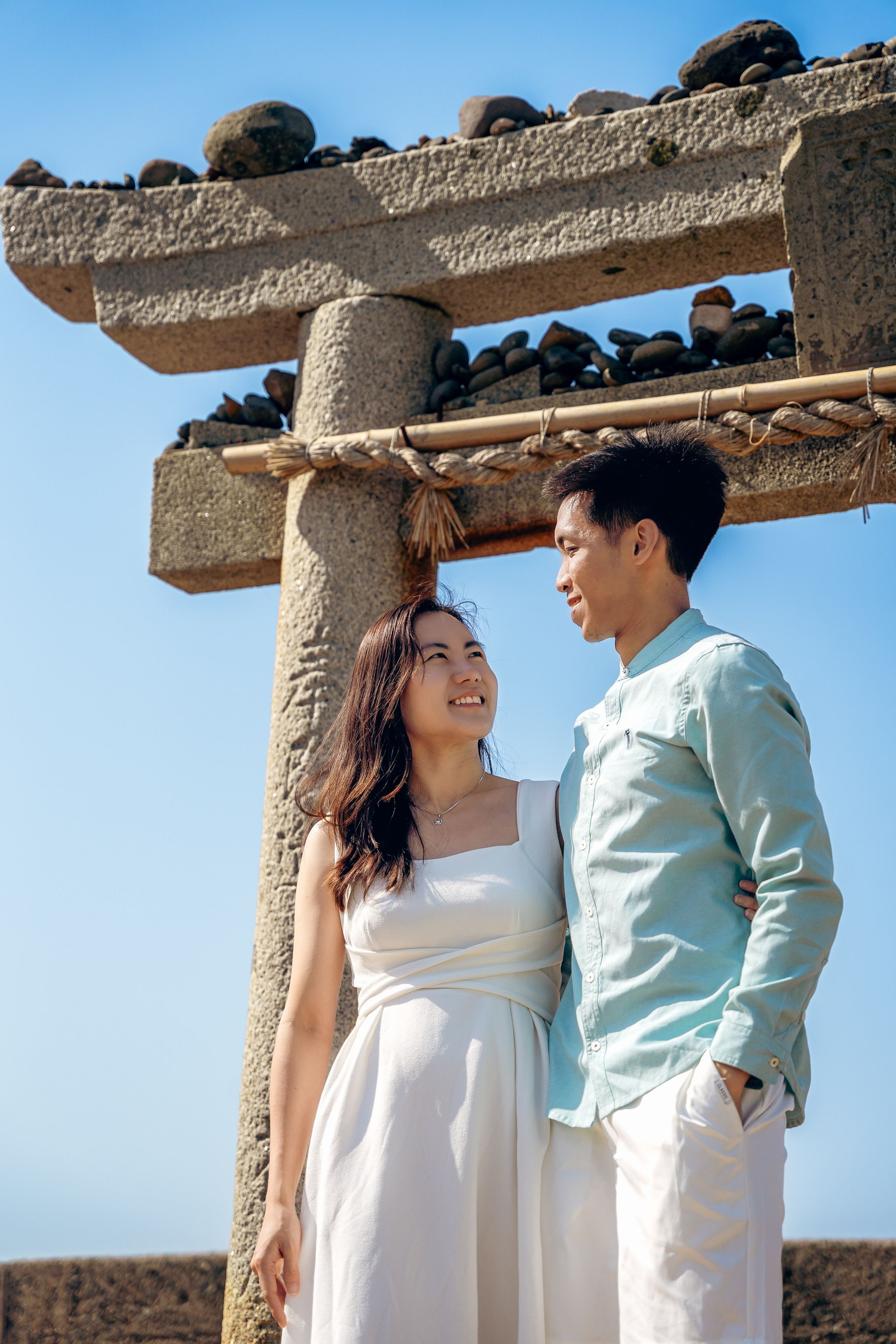 Fukuoka Couple Photoshoot: Roses, Totoro Forest & Sunset Love Story