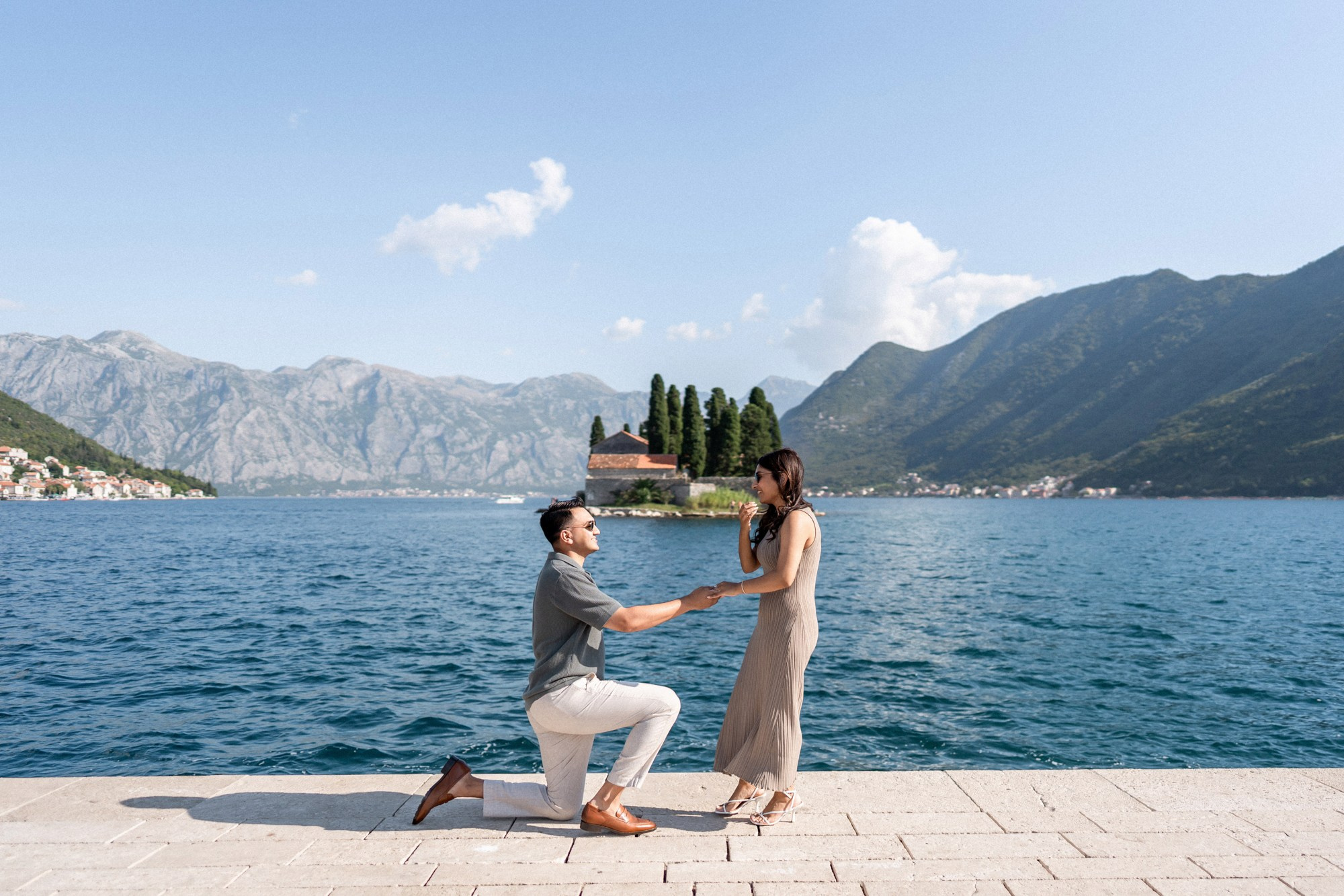 Aanzoek in Montenegro – Romantische Fotoshoot aan Zee